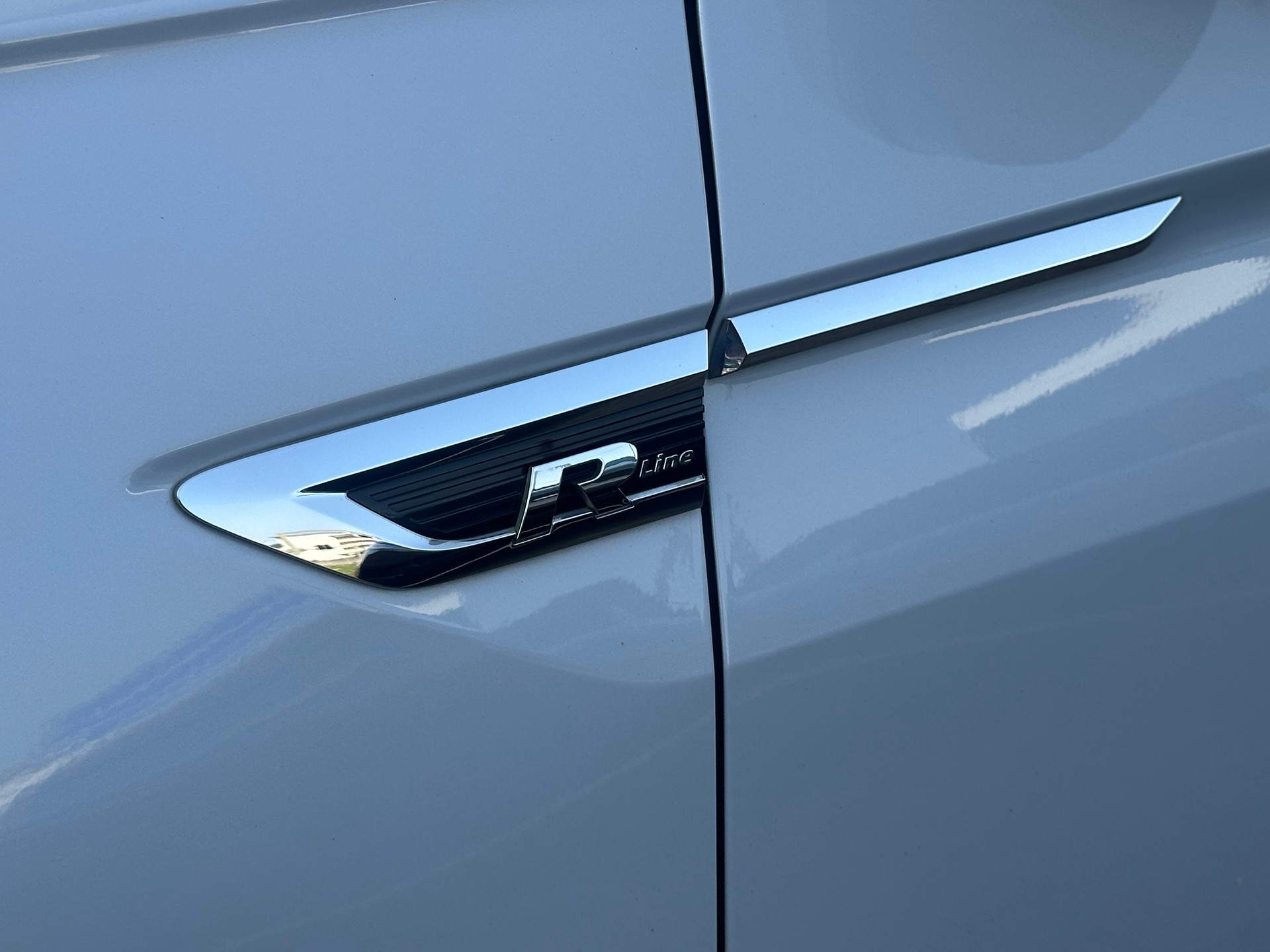 VW Tiguan 2.0TSI R-Line 4Motion DSG-image-9