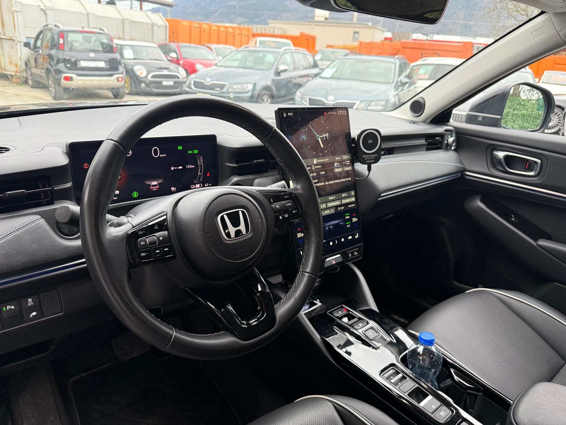 HONDA Ny1 Elegance-image-10