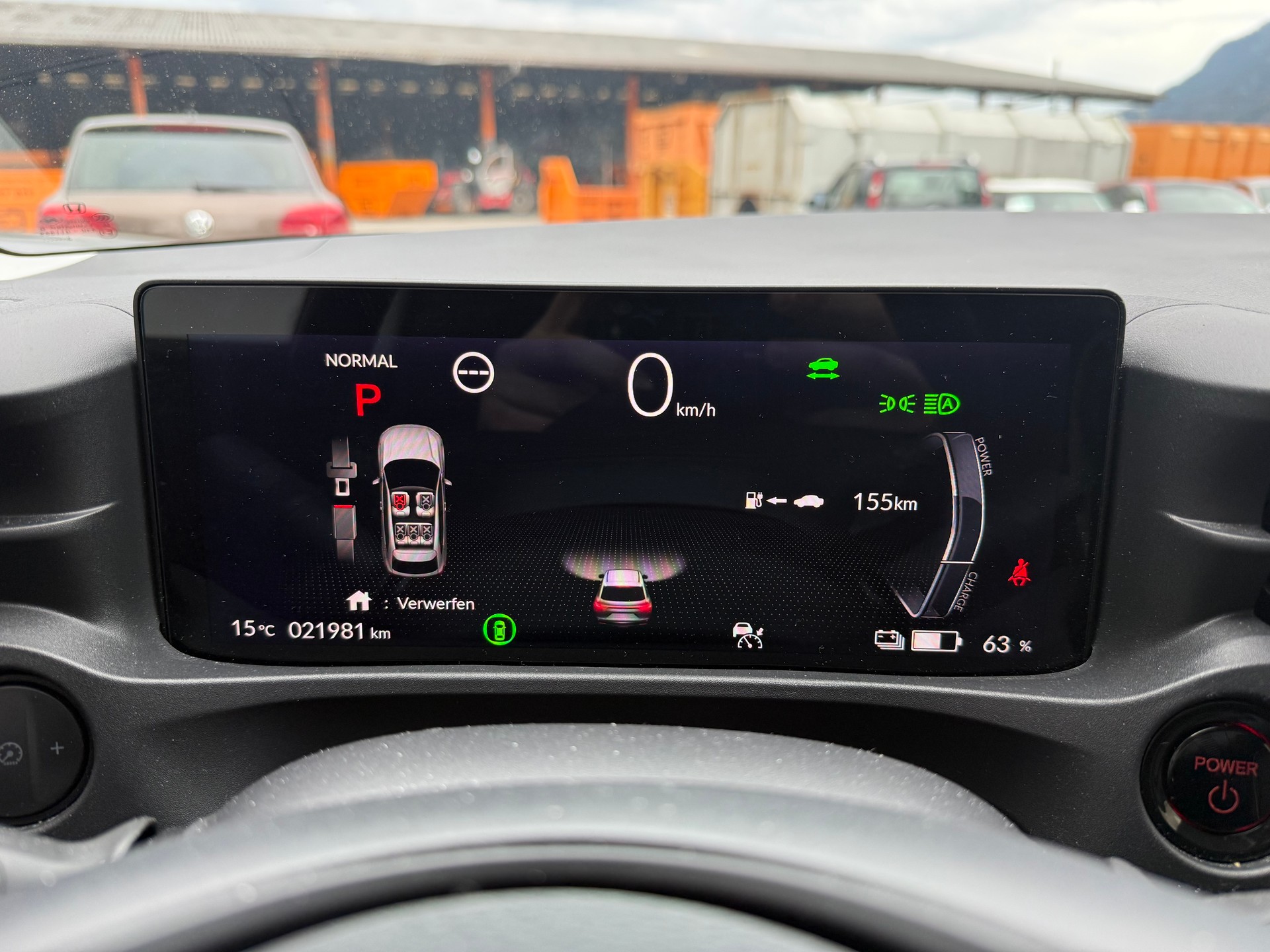 HONDA Ny1 Elegance-image-12