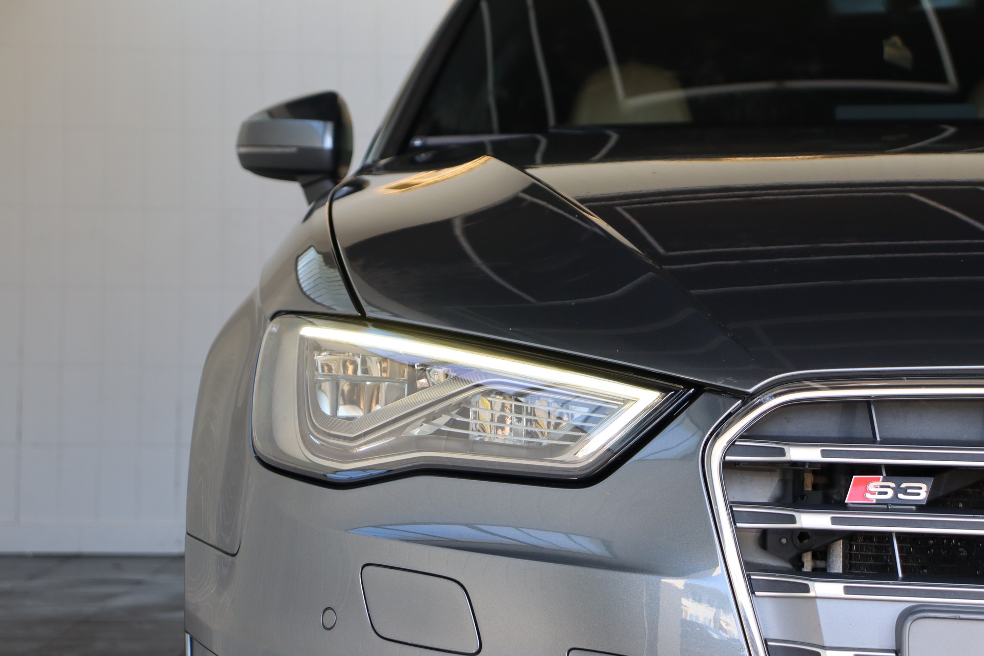 AUDI S3 Sportback 2.0 TFSI quattro S-tronic-showroom-element-2