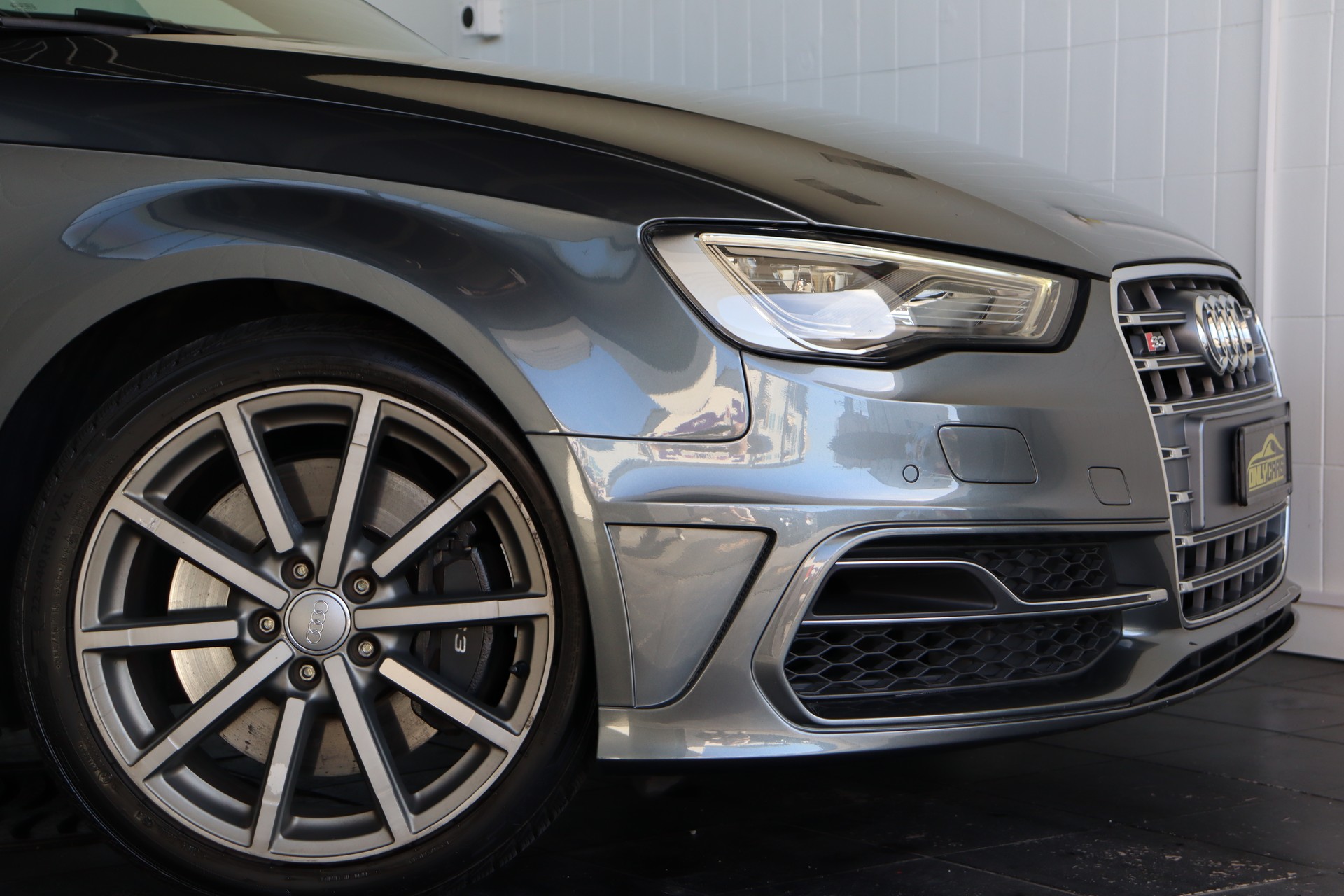 AUDI S3 Sportback 2.0 TFSI quattro S-tronic-image-4