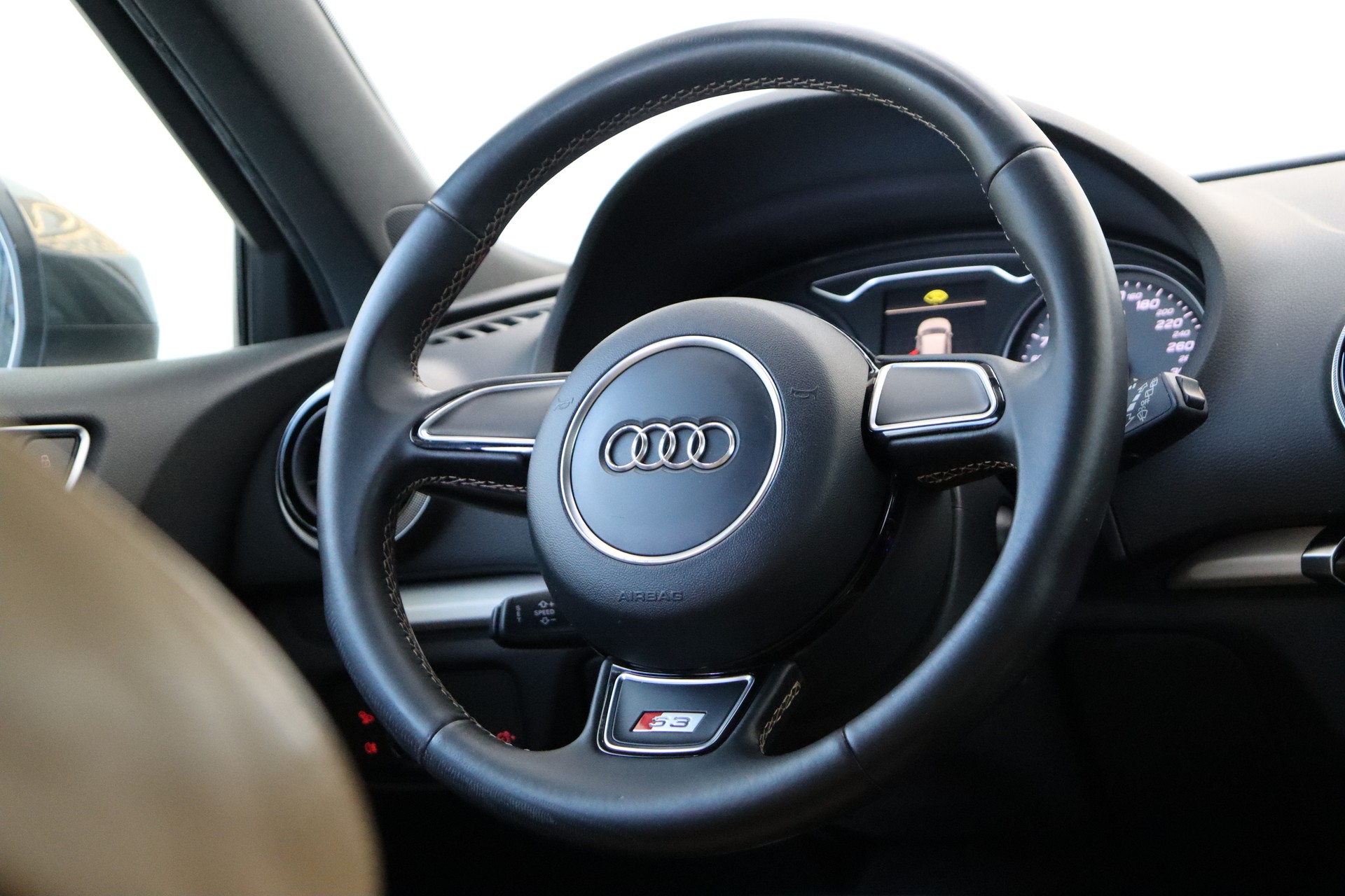 AUDI S3 Sportback 2.0 TFSI quattro S-tronic-image-29