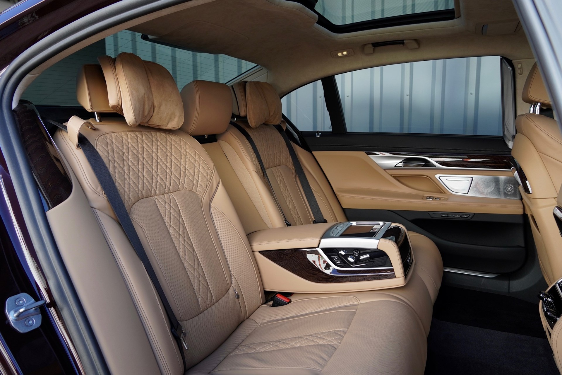 BMW 745Le xDrive Steptronic-image-8