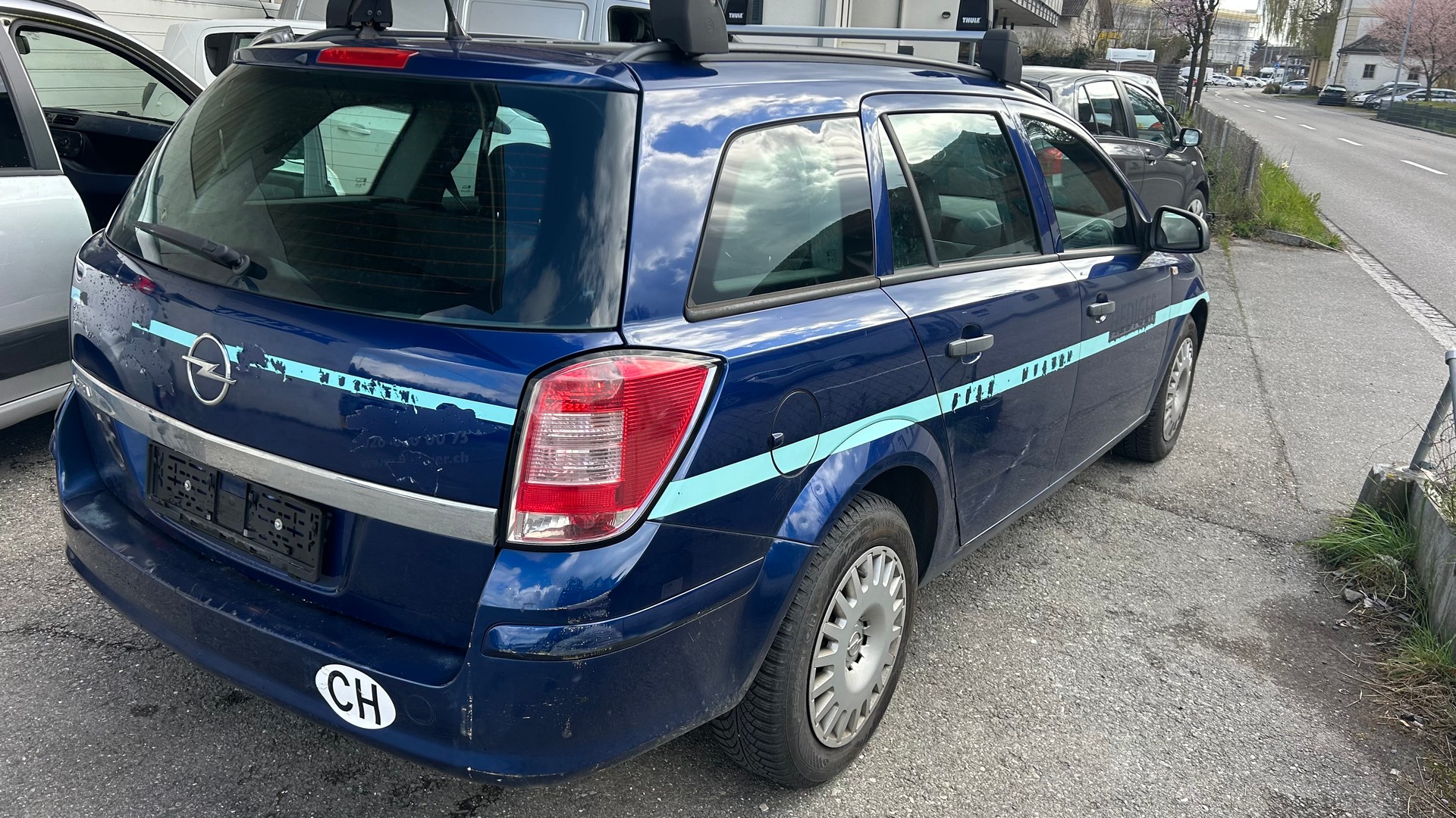 OPEL Astra Caravan 1.6i 16V Anniversary Edition-image-3