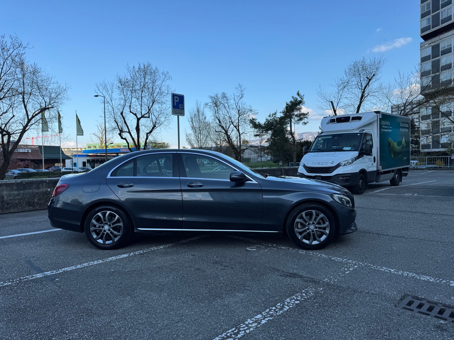 MERCEDES-BENZ C 180 Avantgarde 7G-Tronic-image-5