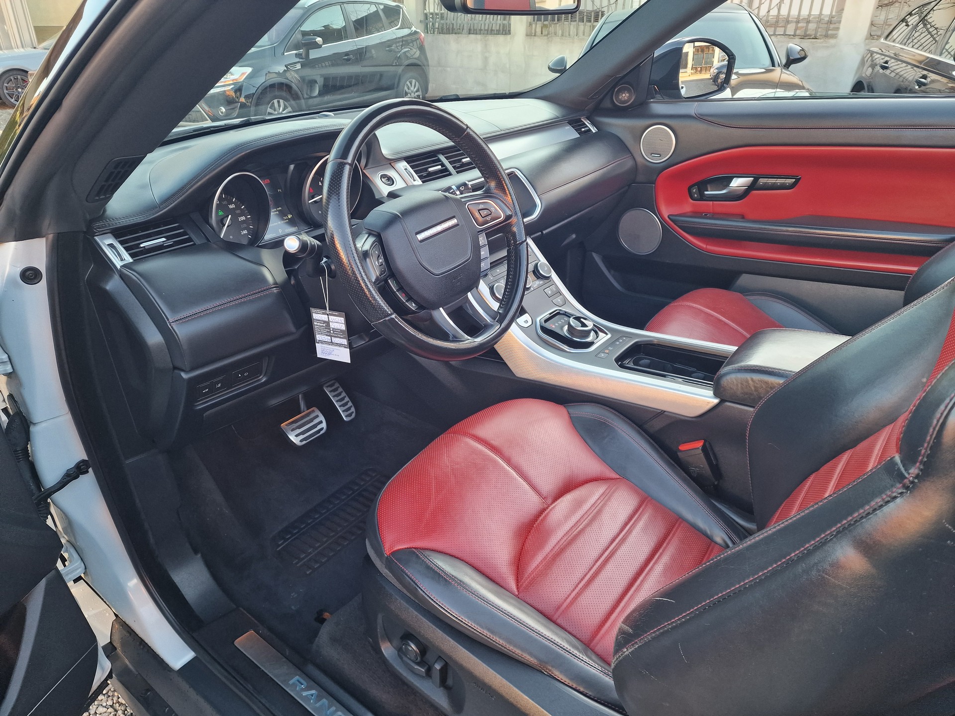LAND ROVER Evoque 2.0TD4 HSE Dynamic-image-16