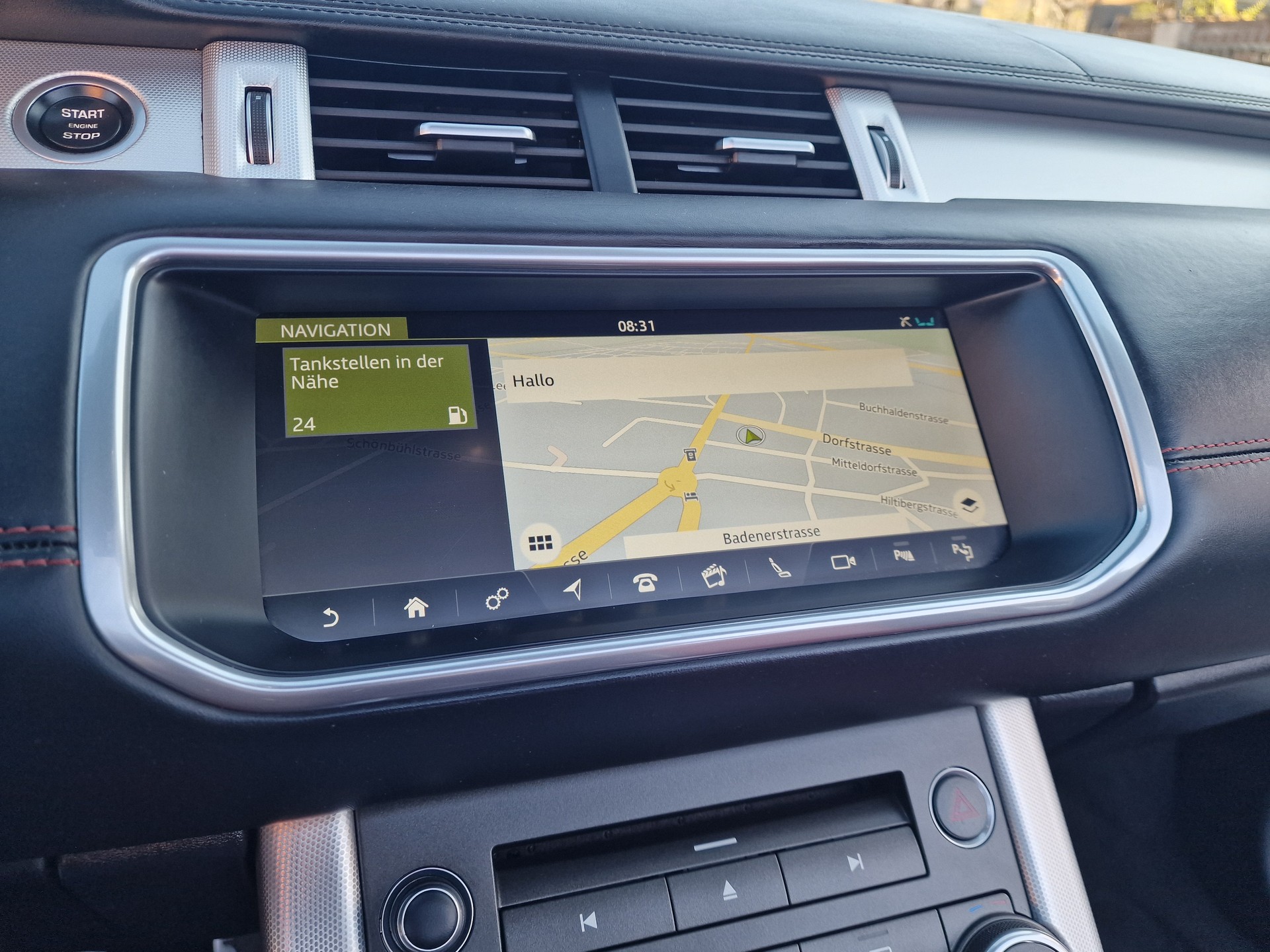 LAND ROVER Evoque 2.0TD4 HSE Dynamic-image-34