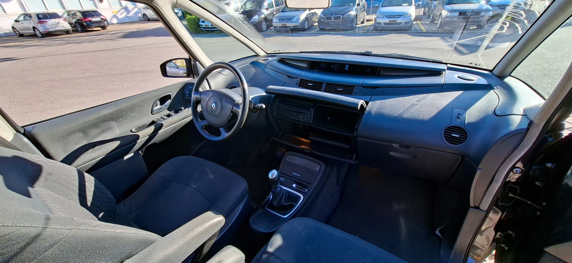 RENAULT Espace 2.0 dCi Dynamique 7pletze-image-5