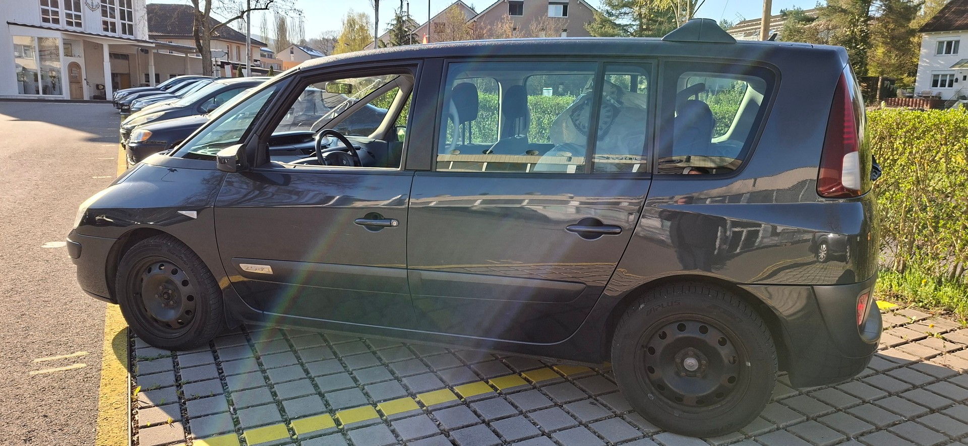 RENAULT Espace 2.0 dCi Dynamique 7pletze-image-10