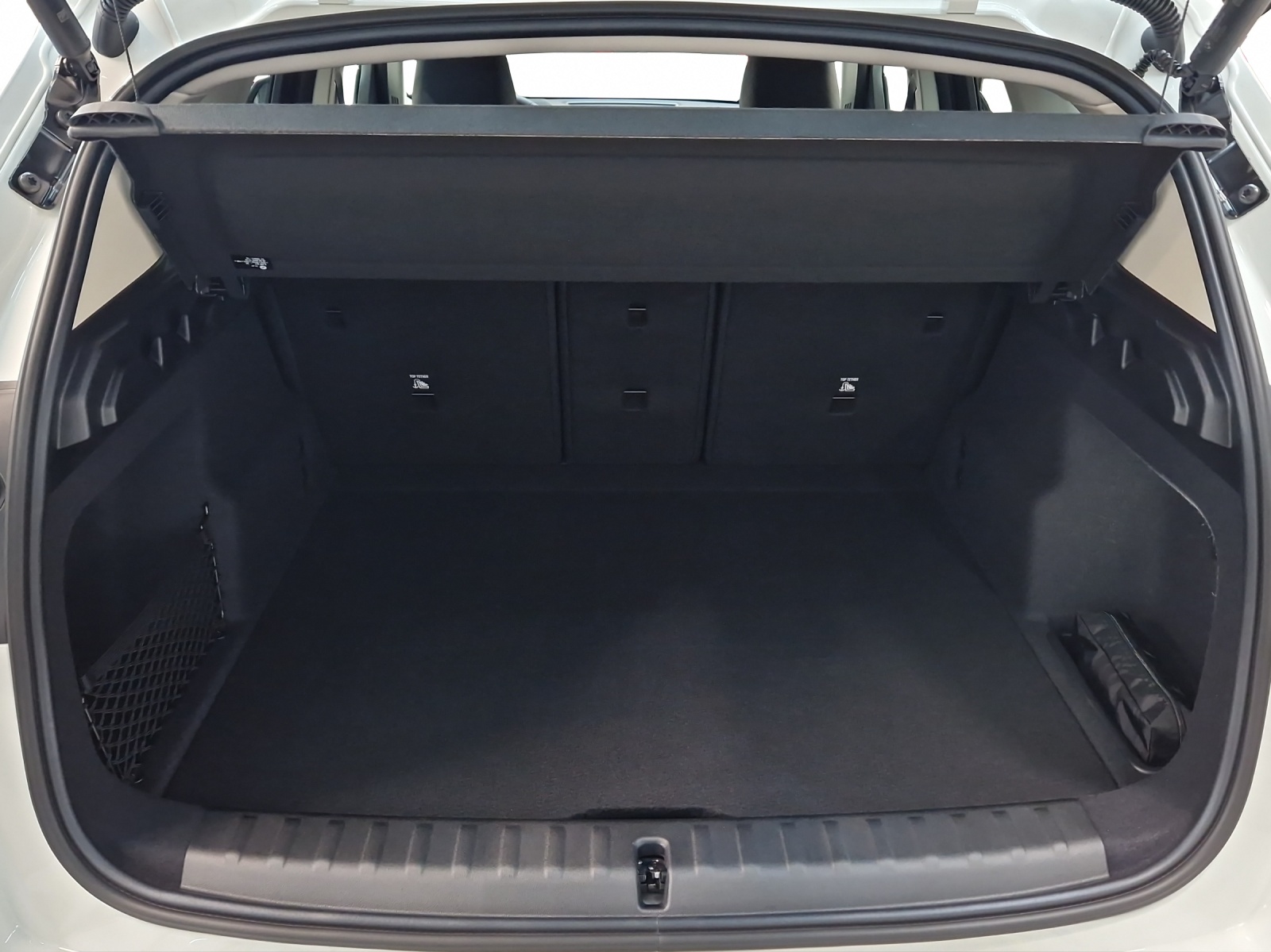 BMW X1 xDrive 20d 48V xLine-image-17