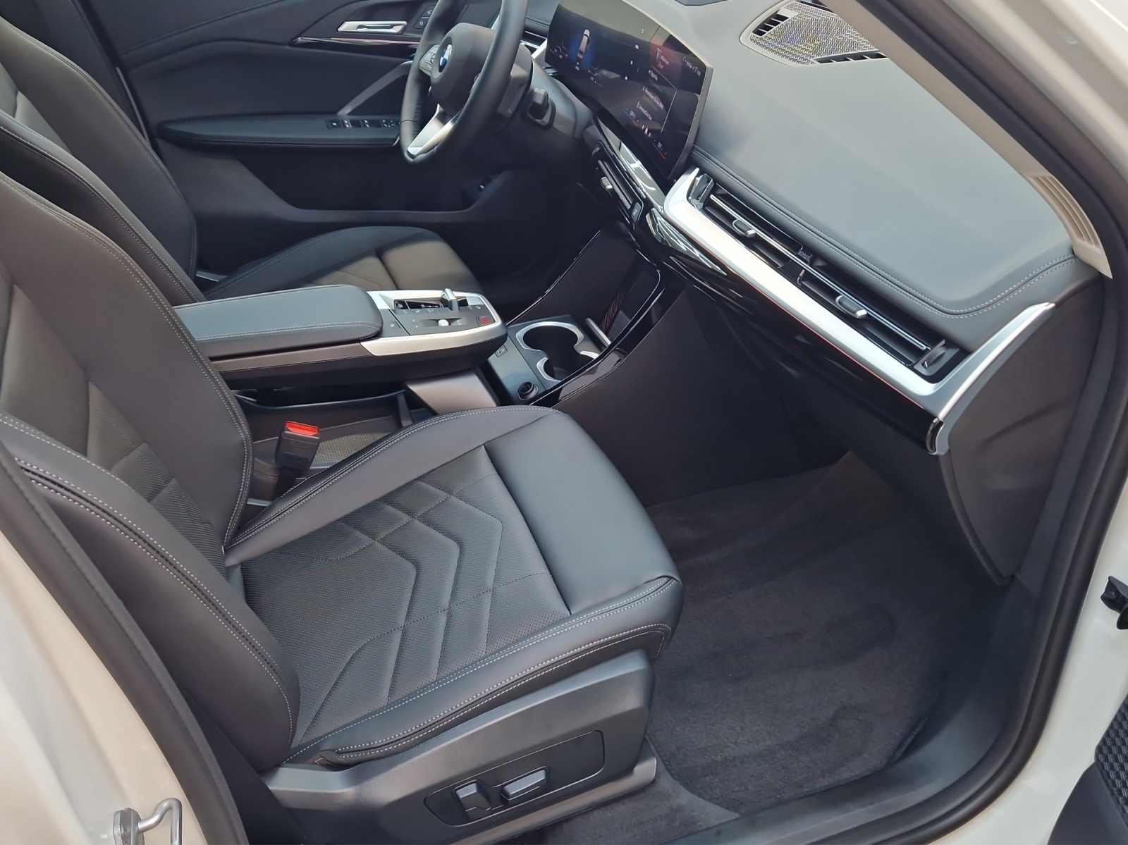 BMW X1 xDrive 20d 48V xLine-image-4