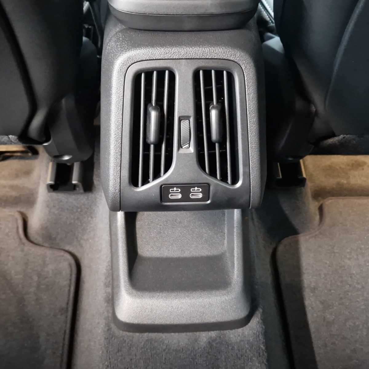 BMW X1 xDrive 20d 48V xLine-image-15