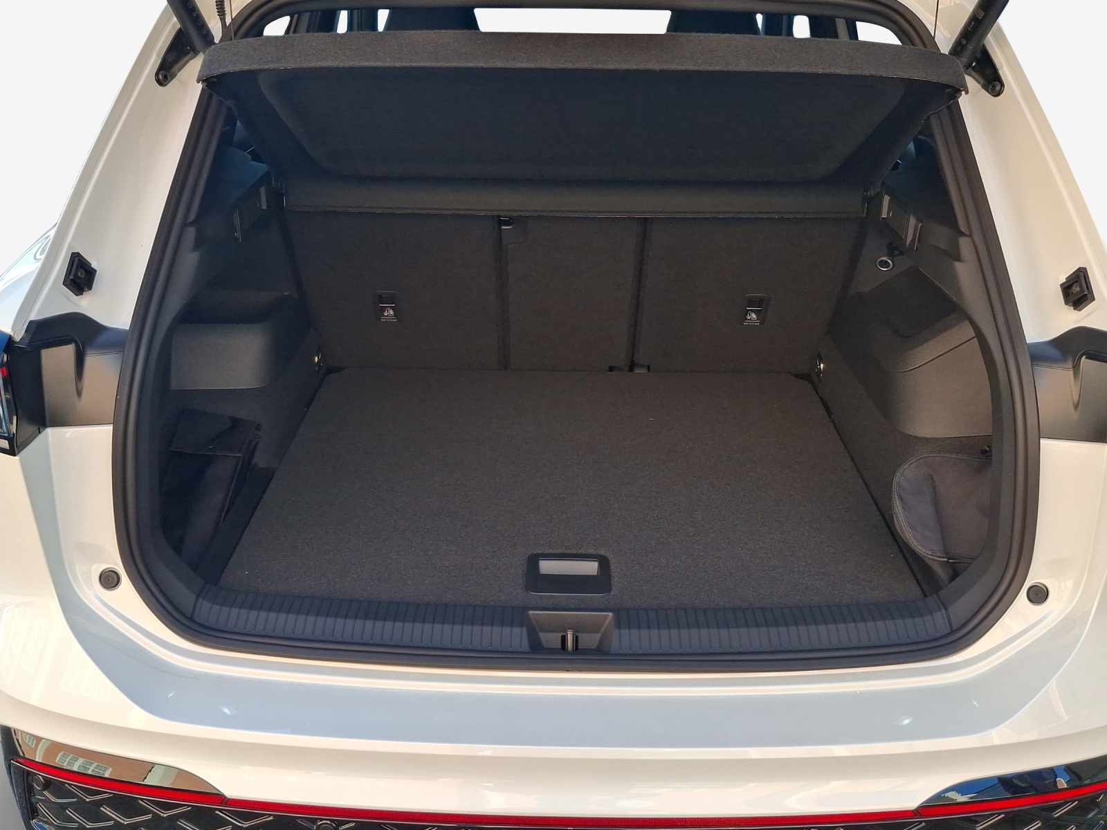 VW Tiguan 2.0 TSI DSG R-Line 4Motion-image-12