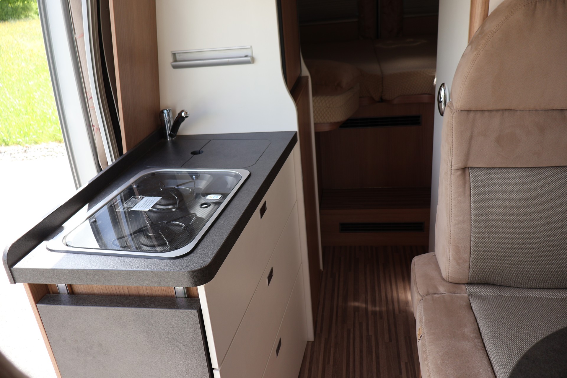 MALIBU Van 640-image-17