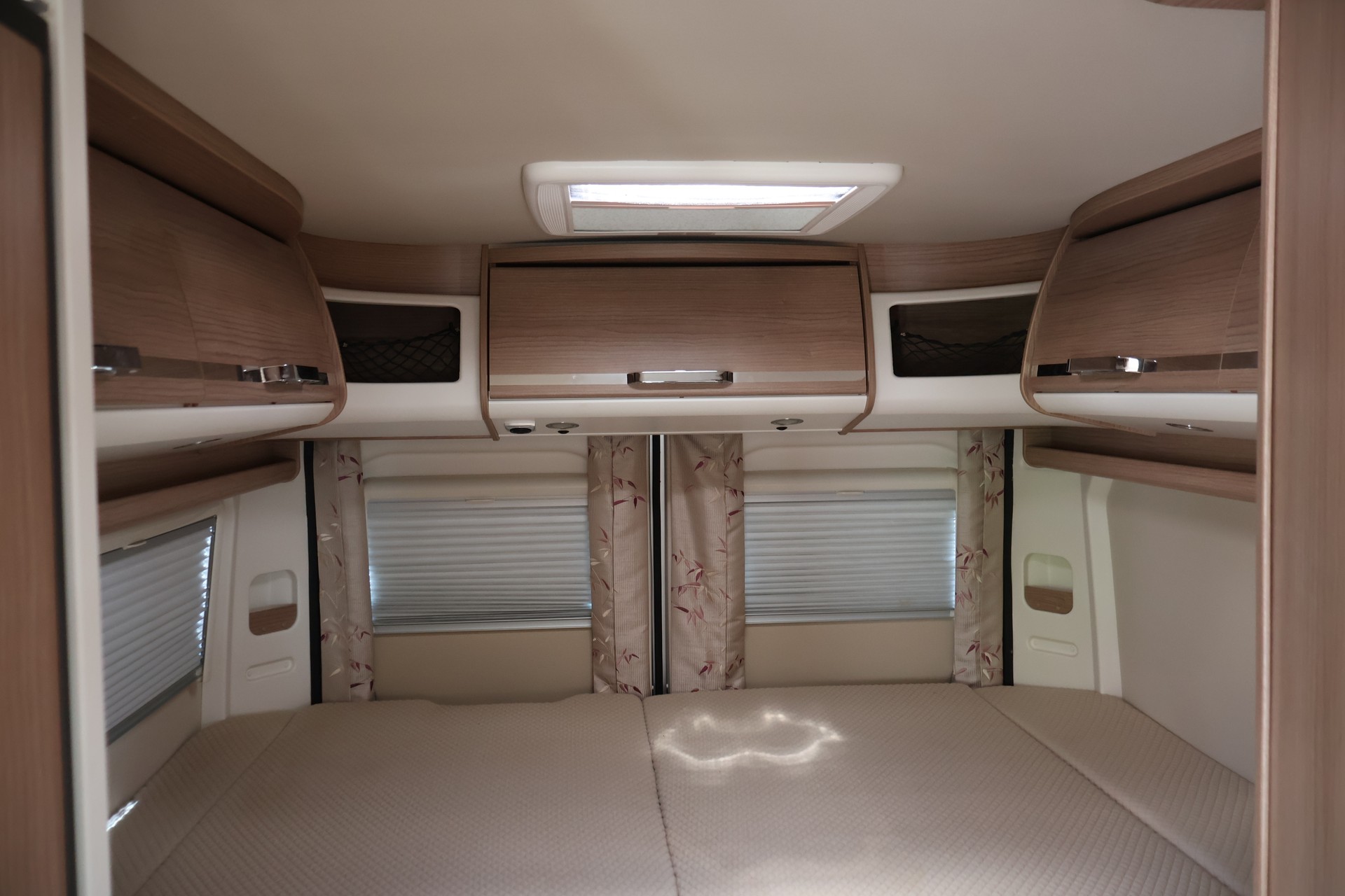 MALIBU Van 640-image-20