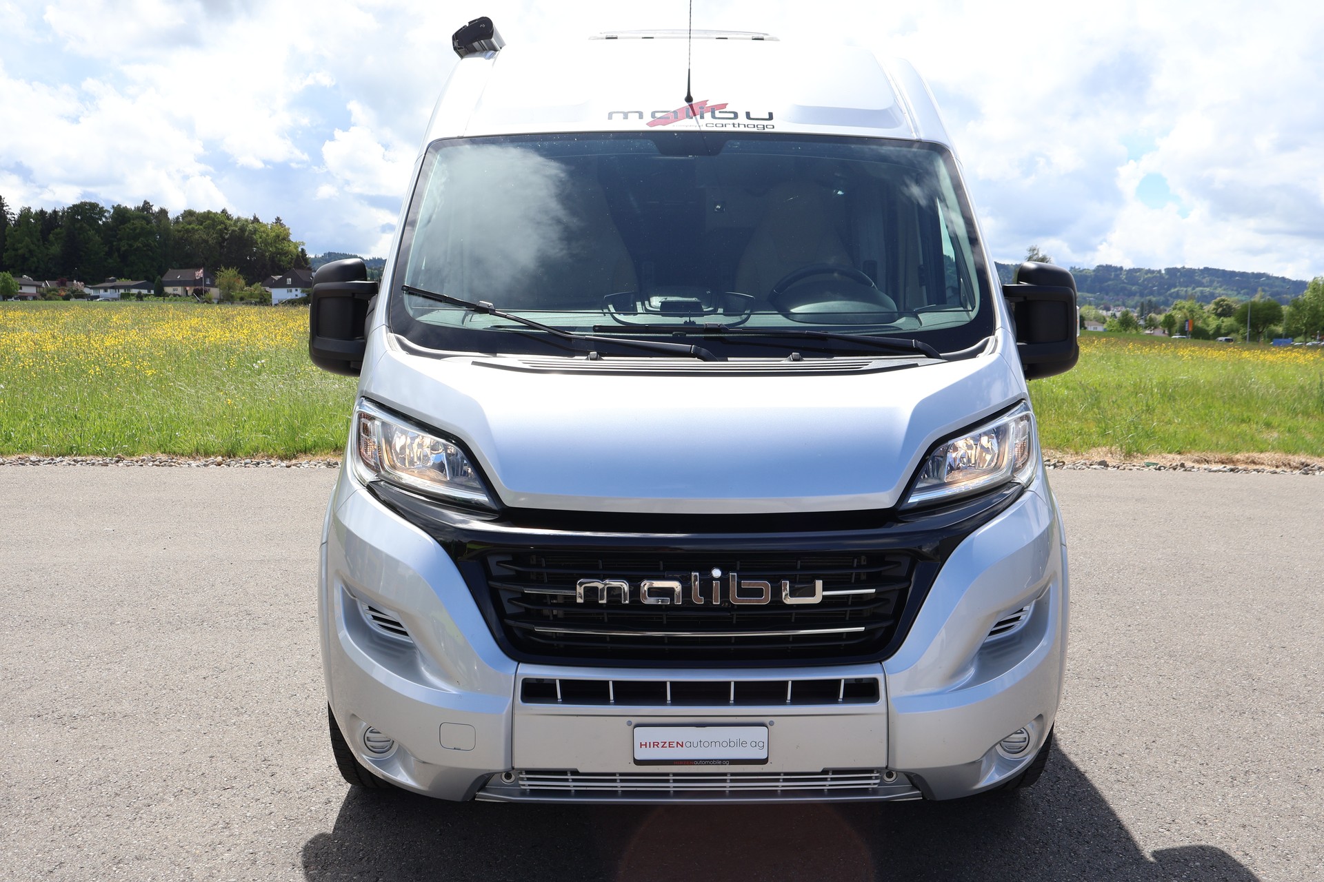 MALIBU Van 640-image-7