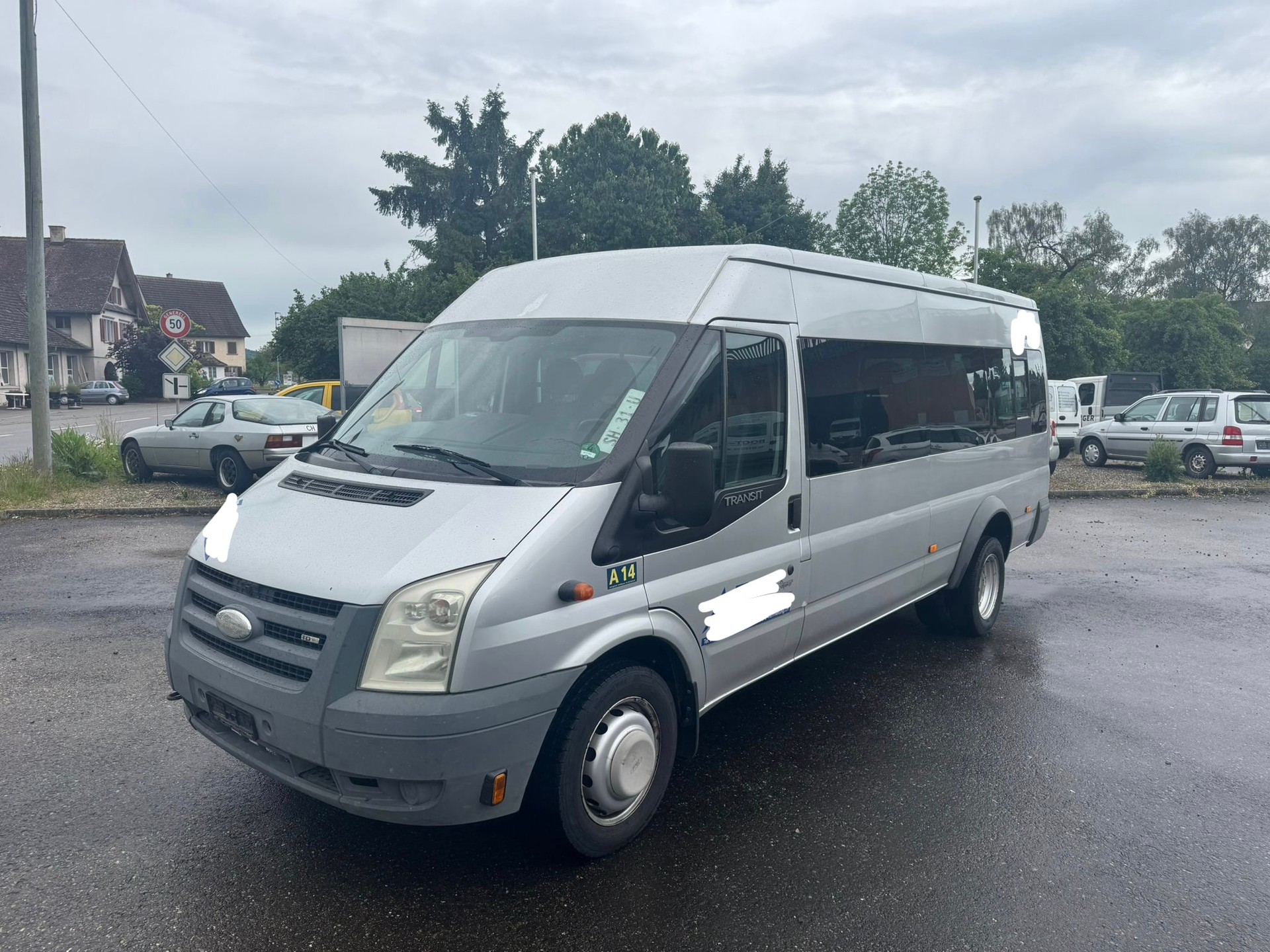 FORD Transit 2.4 TDCi Bus M2 430L Trend 14Pl.-image-1