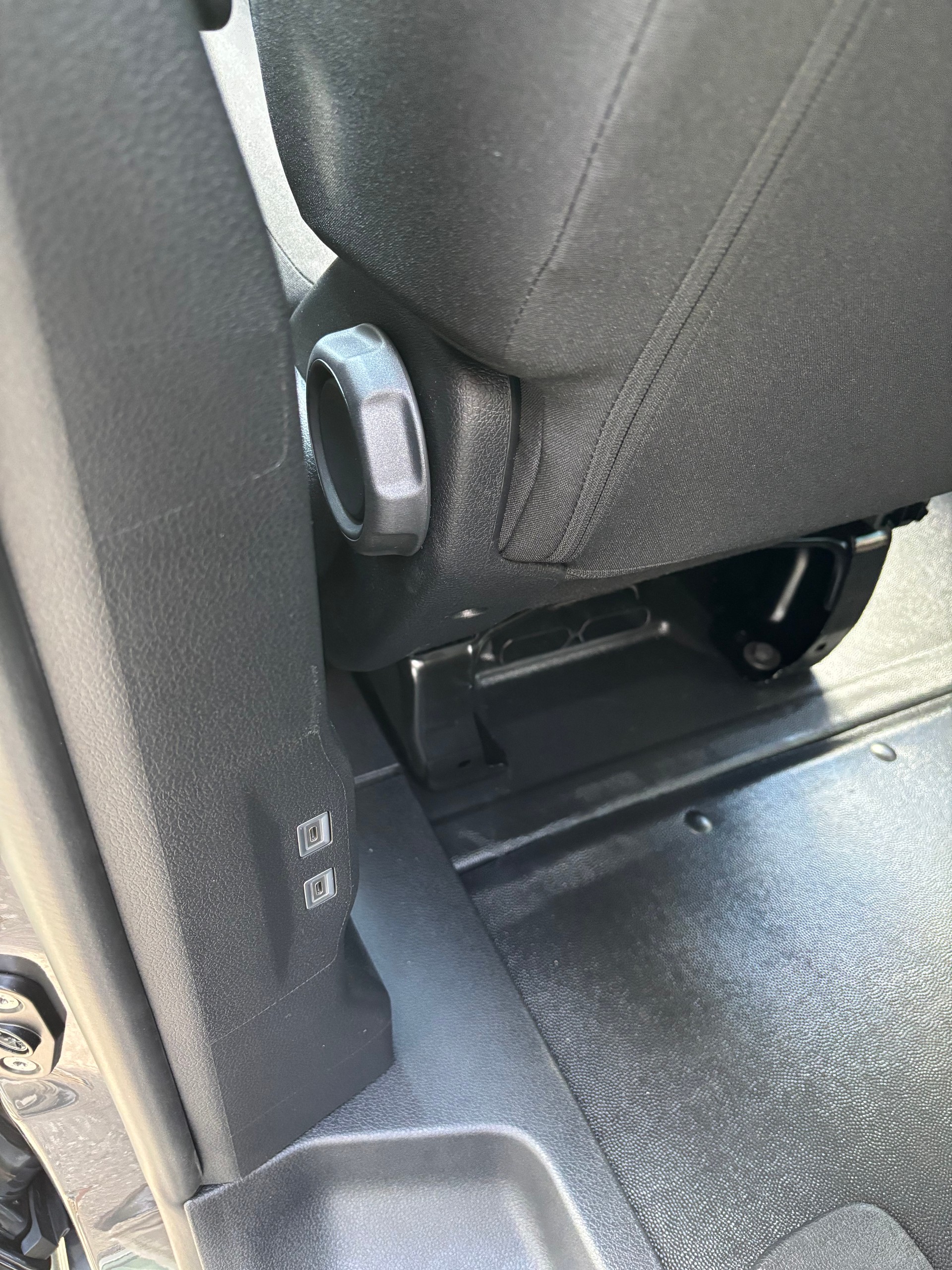 PEUGEOT Traveller Family Long EAT8-image-11