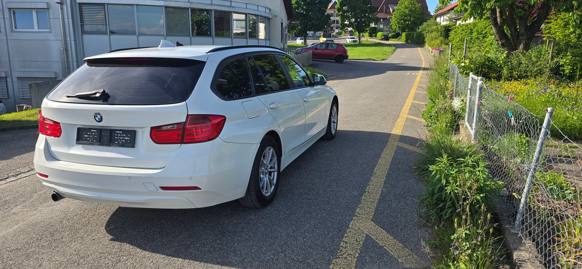 BMW 320d xDrive Touring Steptronic-image-6