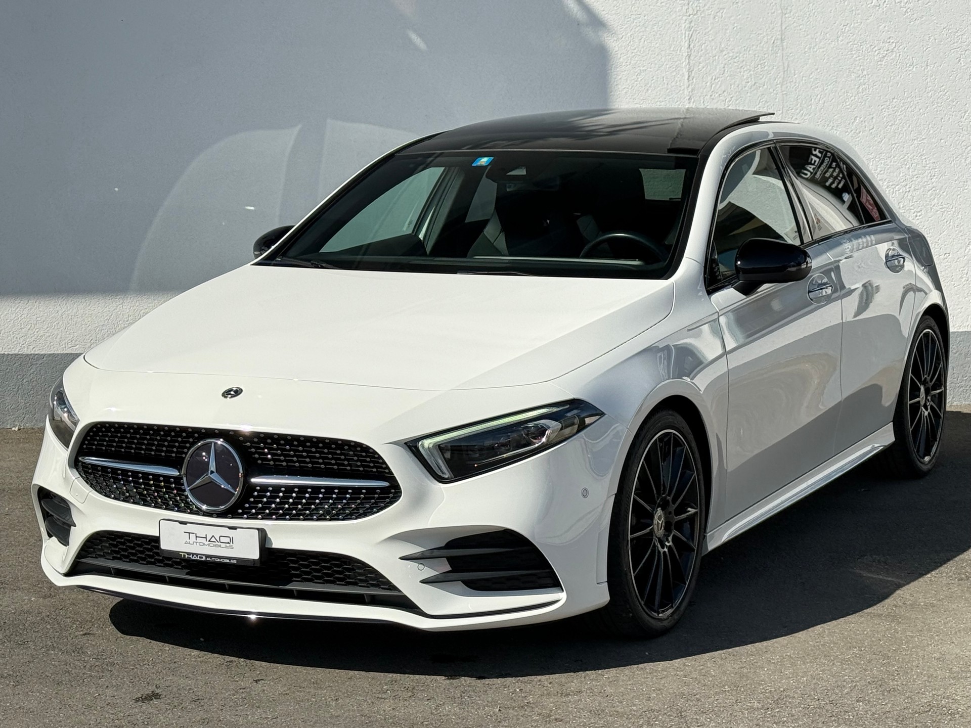 MERCEDES-BENZ A 200 AMG Line 7G-DCT-image-4