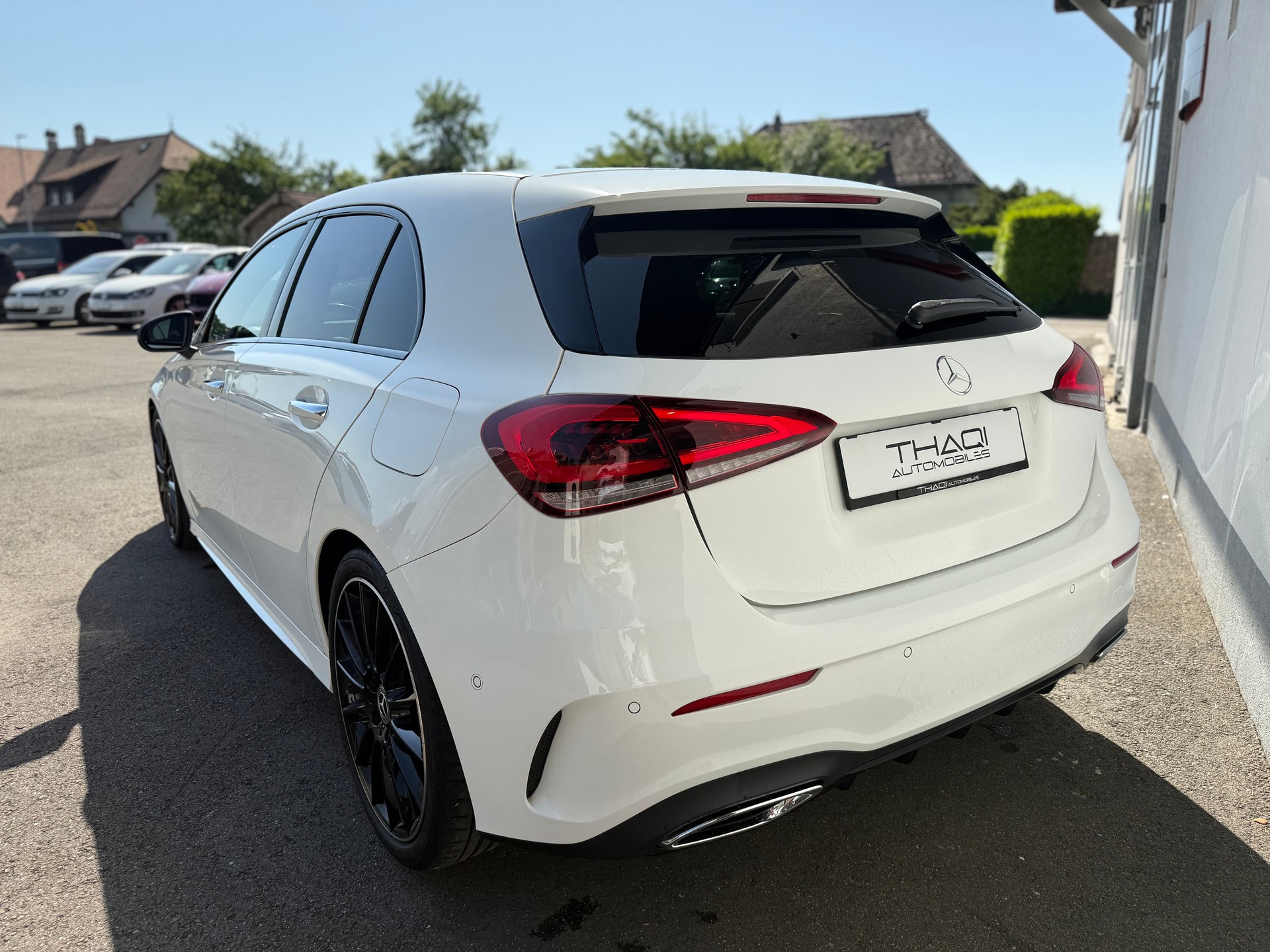 MERCEDES-BENZ A 200 AMG Line 7G-DCT-image-10
