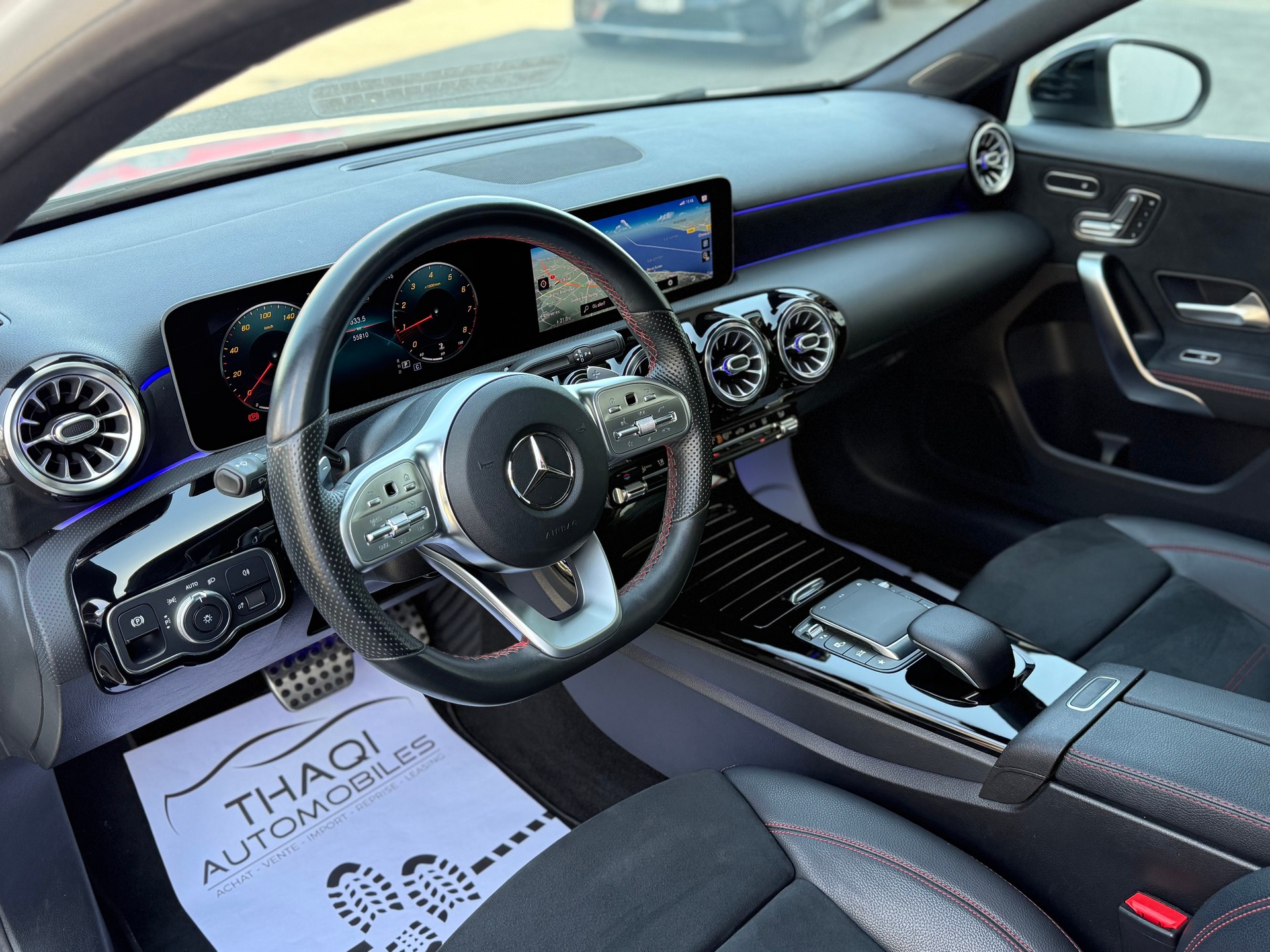 MERCEDES-BENZ A 200 AMG Line 7G-DCT-image-17