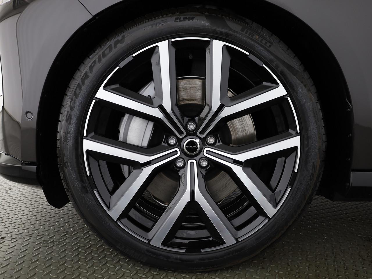 VOLVO EX90 Twin Performance Ultra AWD-image-5