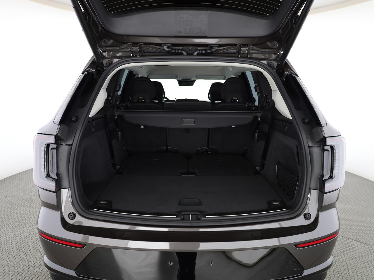 VOLVO EX90 Twin Performance Ultra AWD-image-15