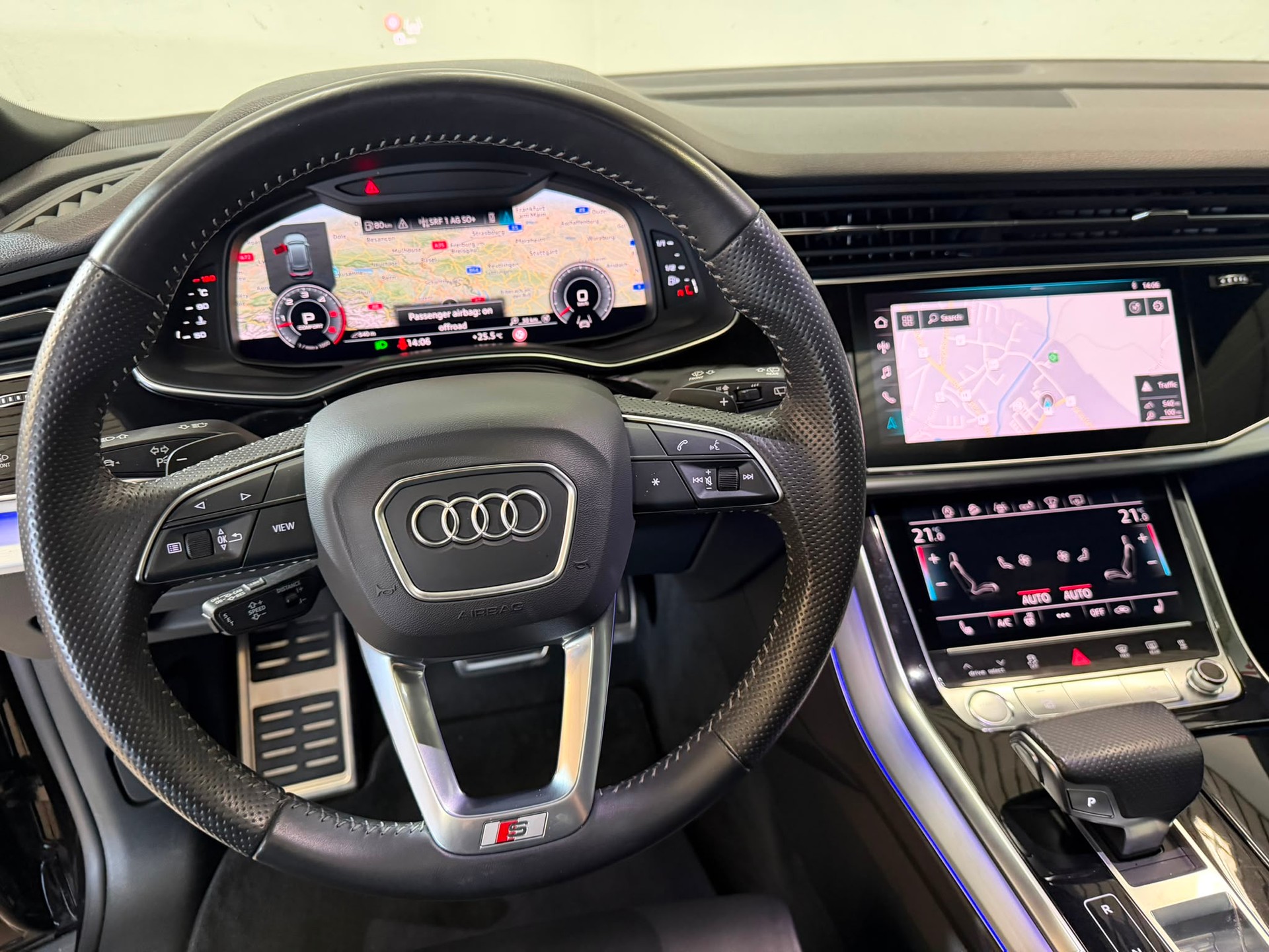 AUDI Q8 50 TDI S-Line quattro tiptronic-image-6