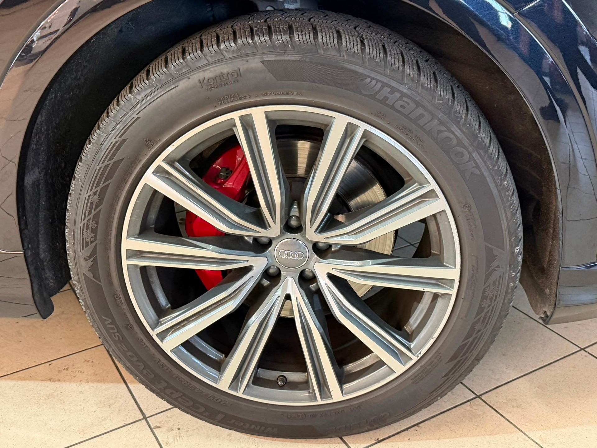 AUDI Q8 50 TDI S-Line quattro tiptronic-image-4