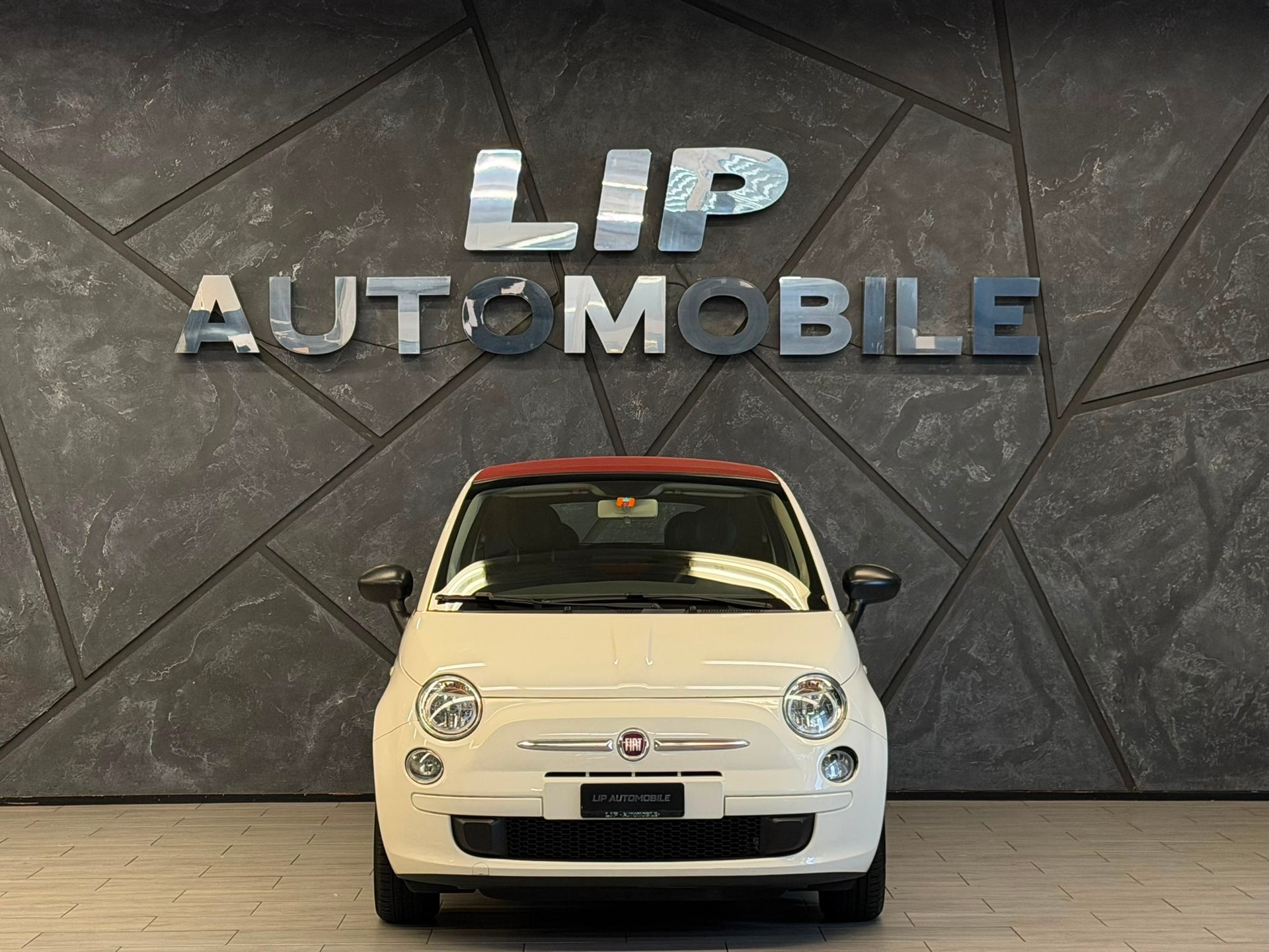 FIAT 500C 1.2 Lounge-showroom-element-1