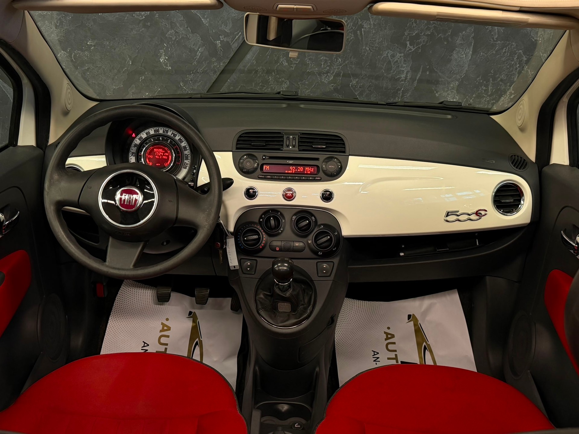 FIAT 500C 1.2 Lounge-image-8