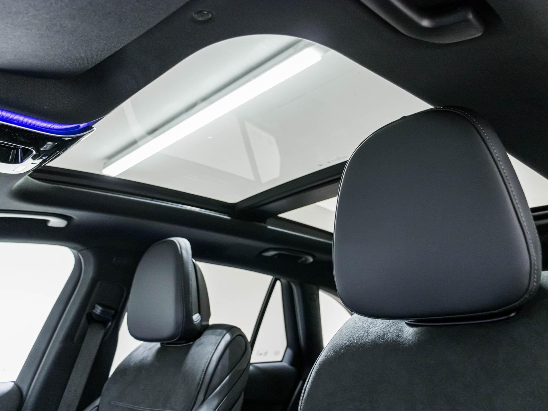 MERCEDES-BENZ GLC 220 d 4MATIC-image-8