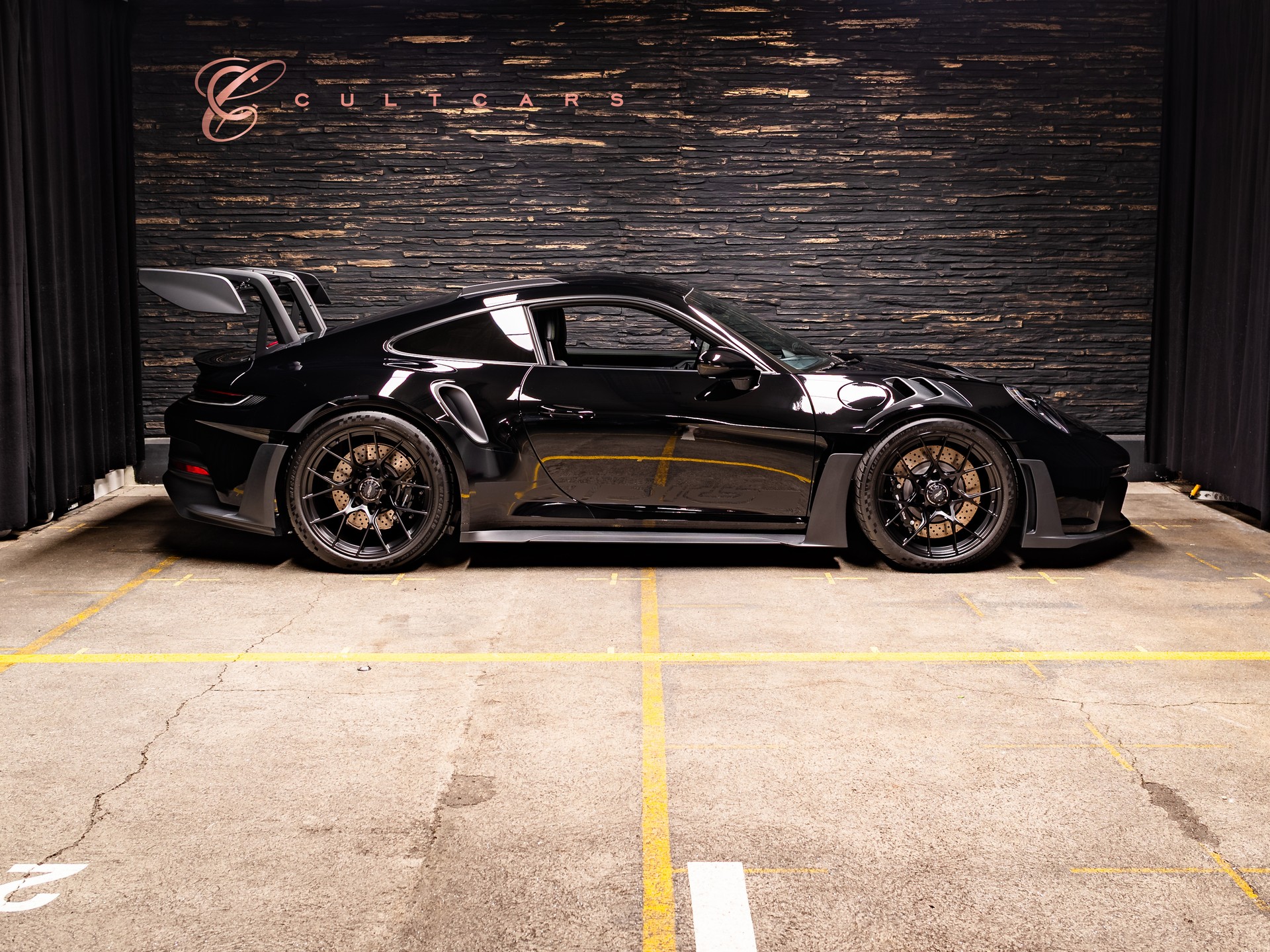 PORSCHE 911 GT3 RS