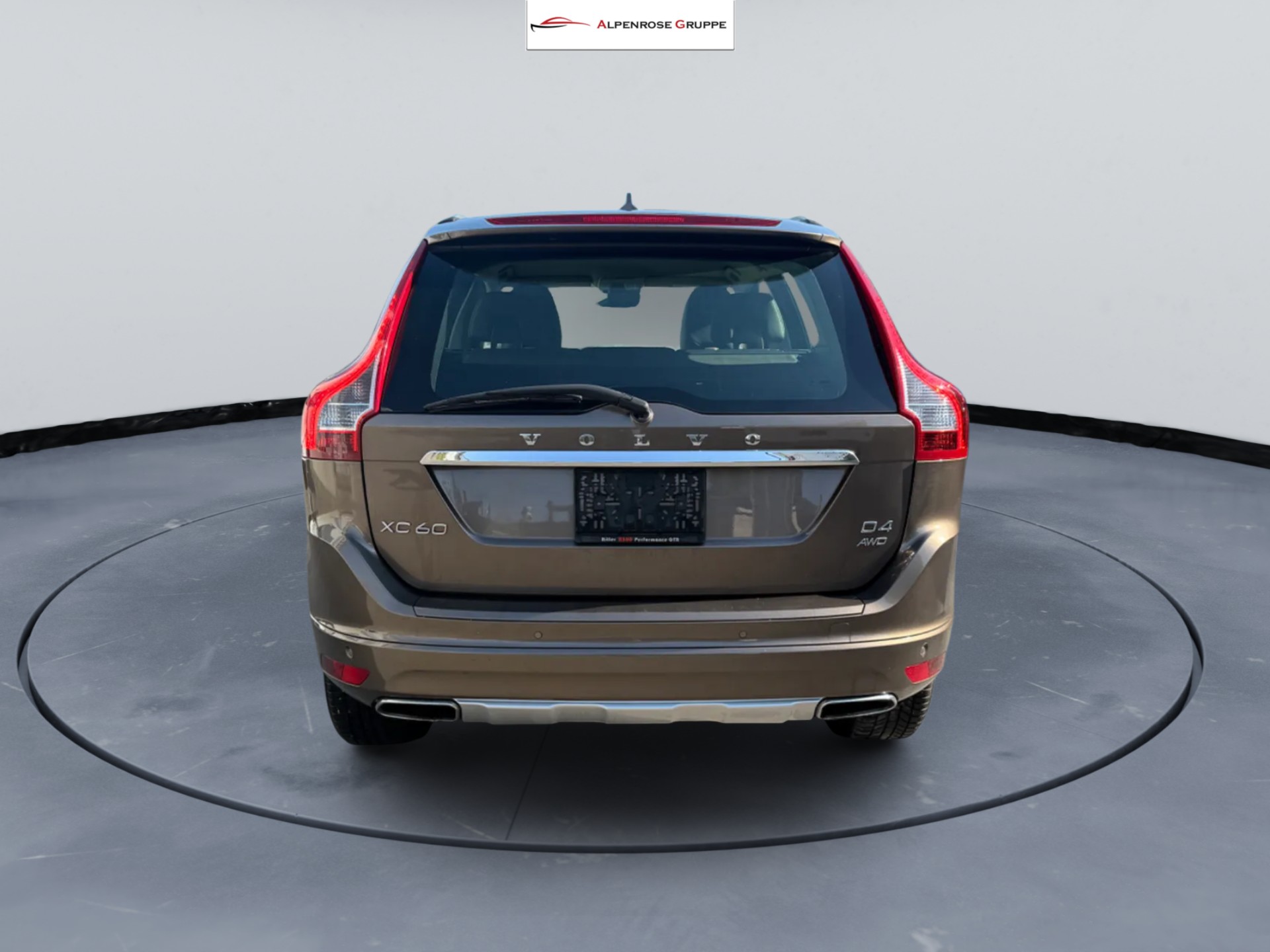 VOLVO XC60 D4 AWD Summum Geartronic-image-4