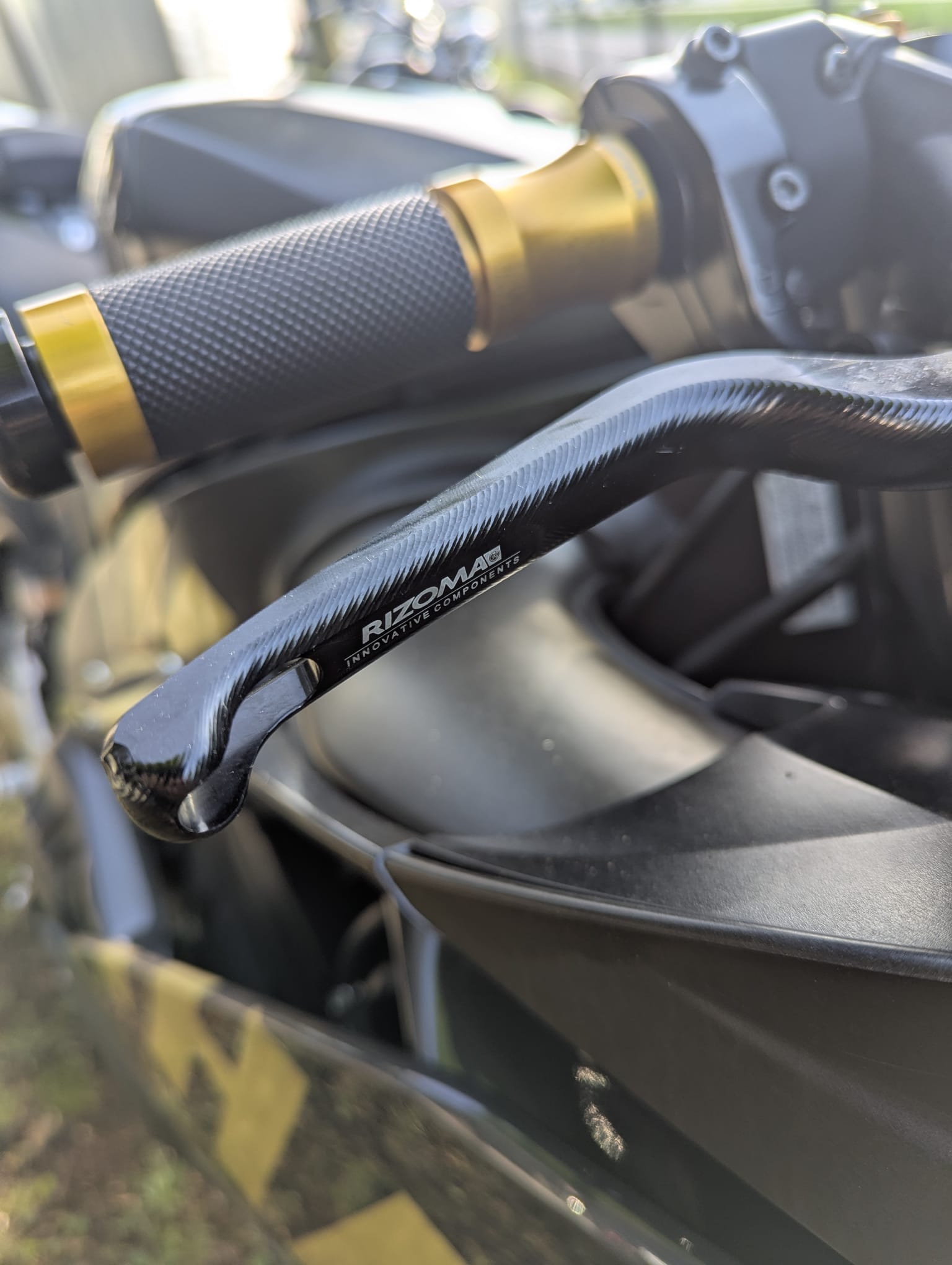 YAMAHA YZF-R1-image-6