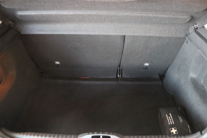 CITROEN C3 1.2i PureTech Shine EAT6-image-29