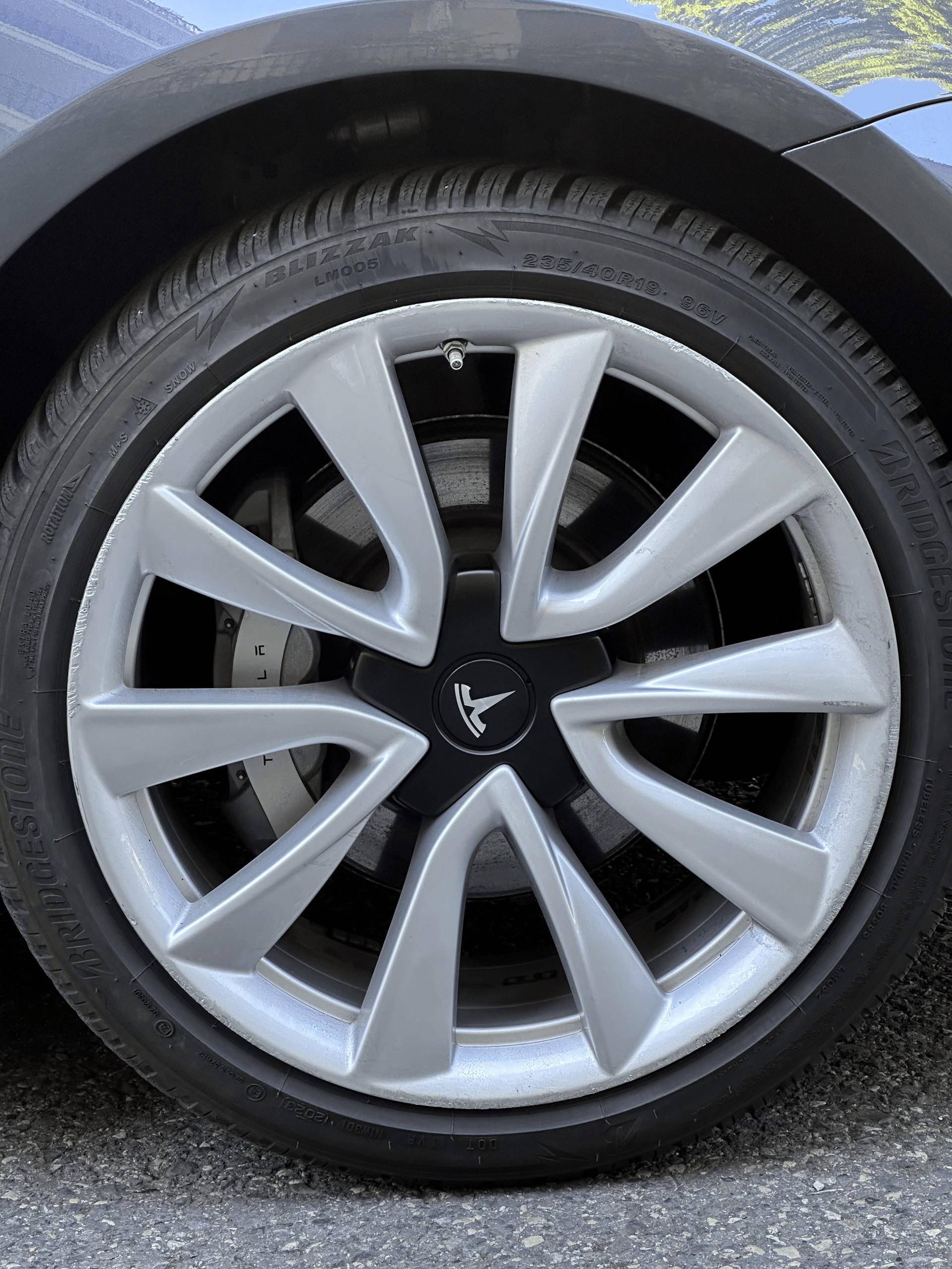 TESLA Long Range Dual Motor AWD-image-9