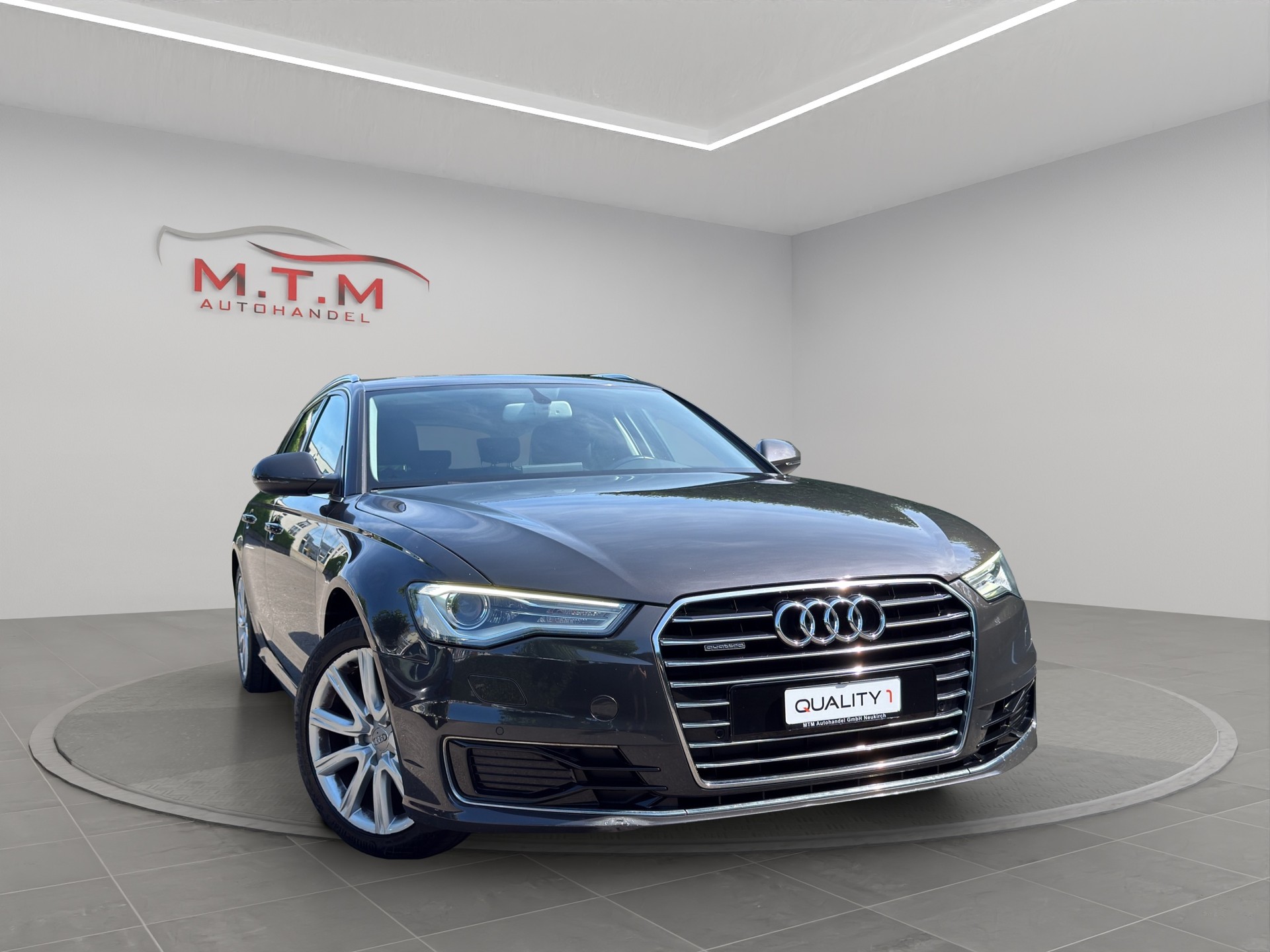 AUDI A6 Avant 2.0 TDI quattro S-tronic