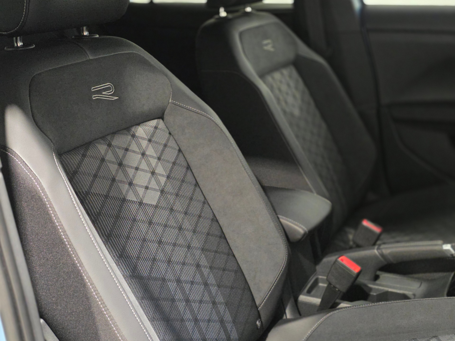 VW T-Cross 1.5 TSI EVO ACT R-Line DSG-image-15