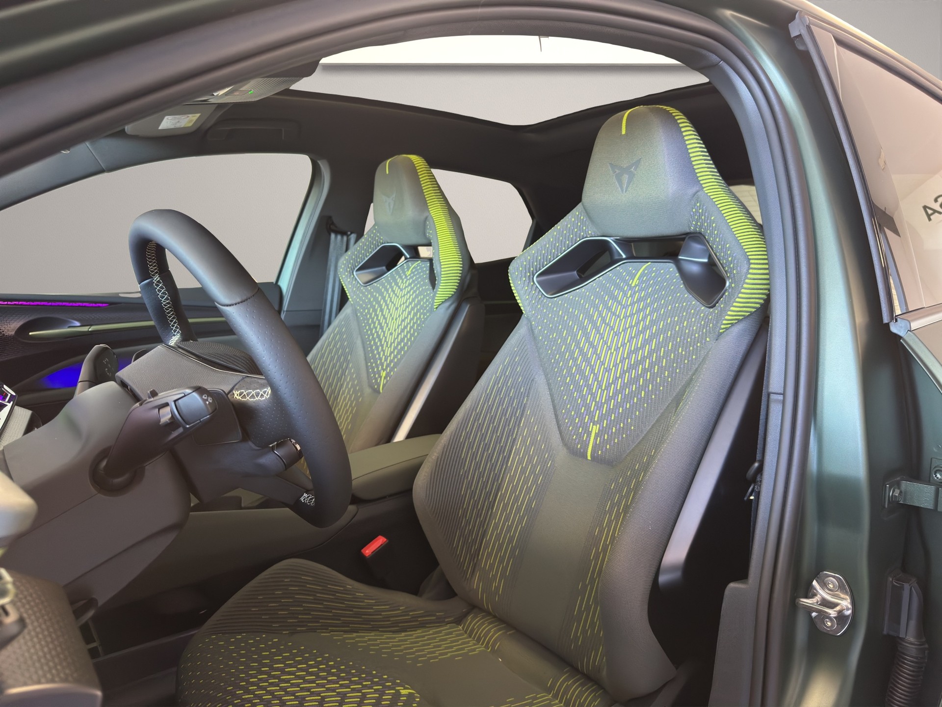 CUPRA Raval 52 kWh VZ Extreme Launch Edition-image-7