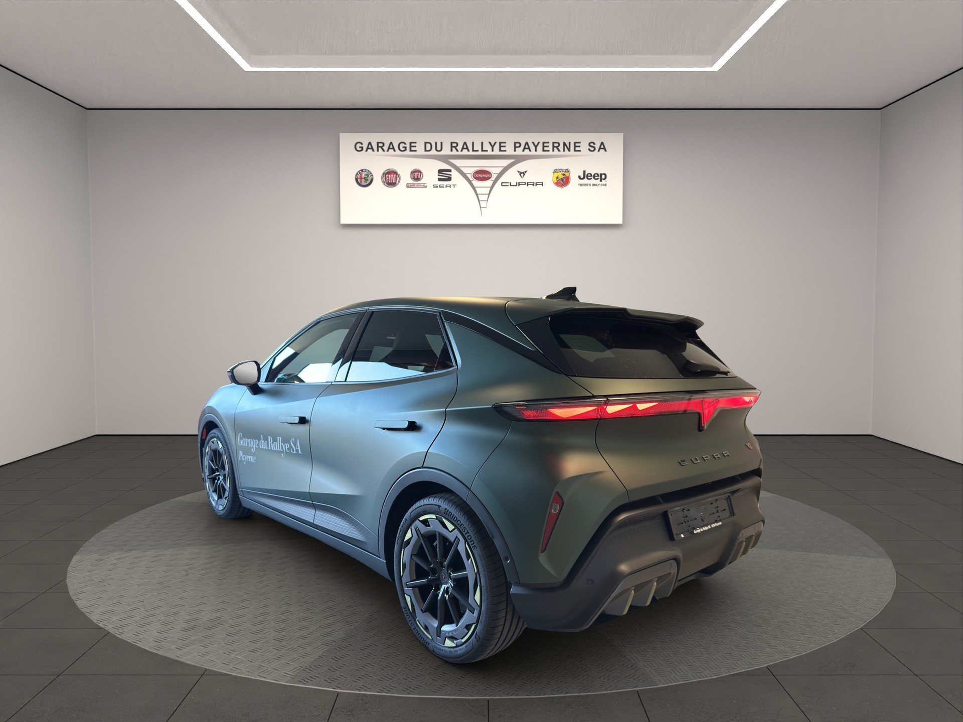 CUPRA Raval 52 kWh VZ Extreme Launch Edition-showroom-element-2