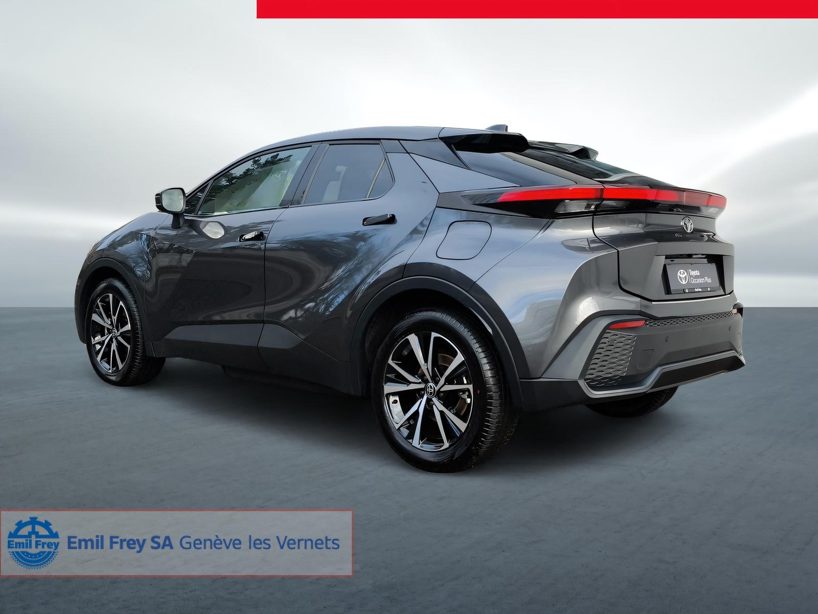 TOYOTA C-HR 2.0 PHEV Swiss Edition-image-8