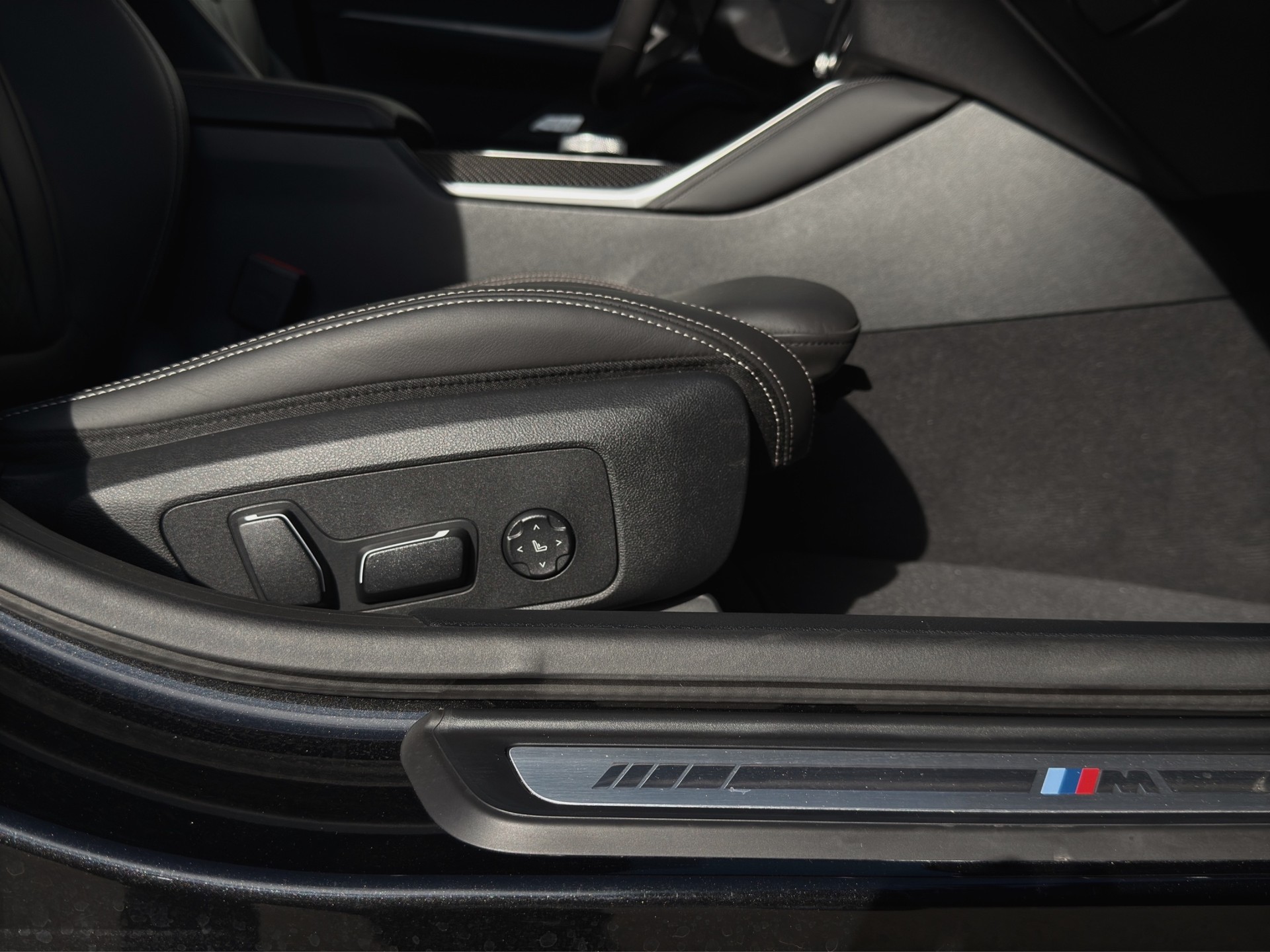 BMW i4 M50 M Sport Pro-image-17