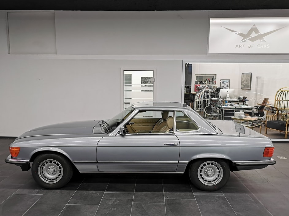 MERCEDES-BENZ SL-CLASS SL-KLASSE SL 280 107 W107 VETERAN OLDTIMER NEUWERTIG 40'000 KM ORIGINAL! TRAUM HARDTOP WAGENFARBE AB MFK NEUES DACH-image-1
