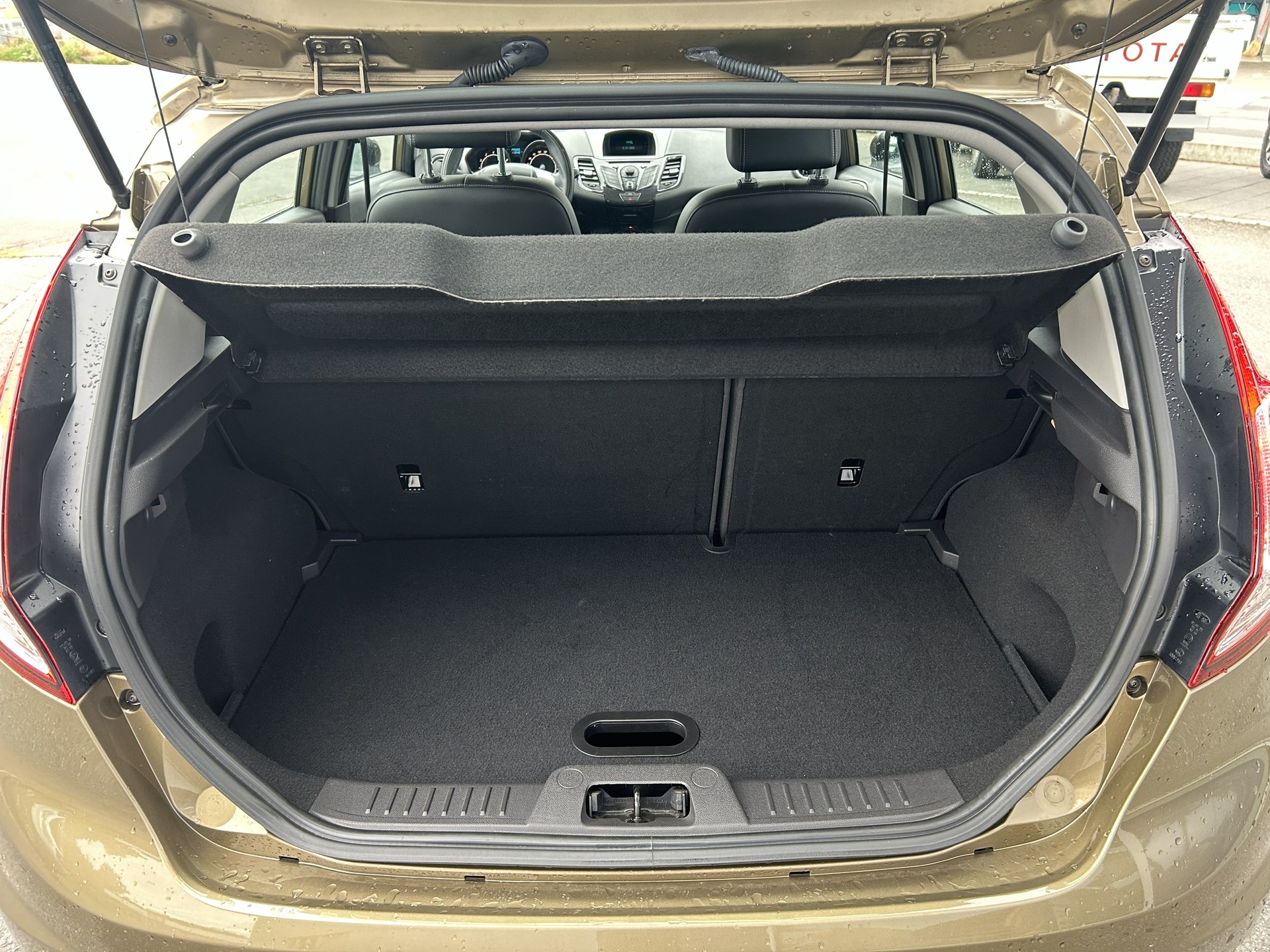 FORD Fiesta 1.0 SCTi Titanium X PowerShift-image-5