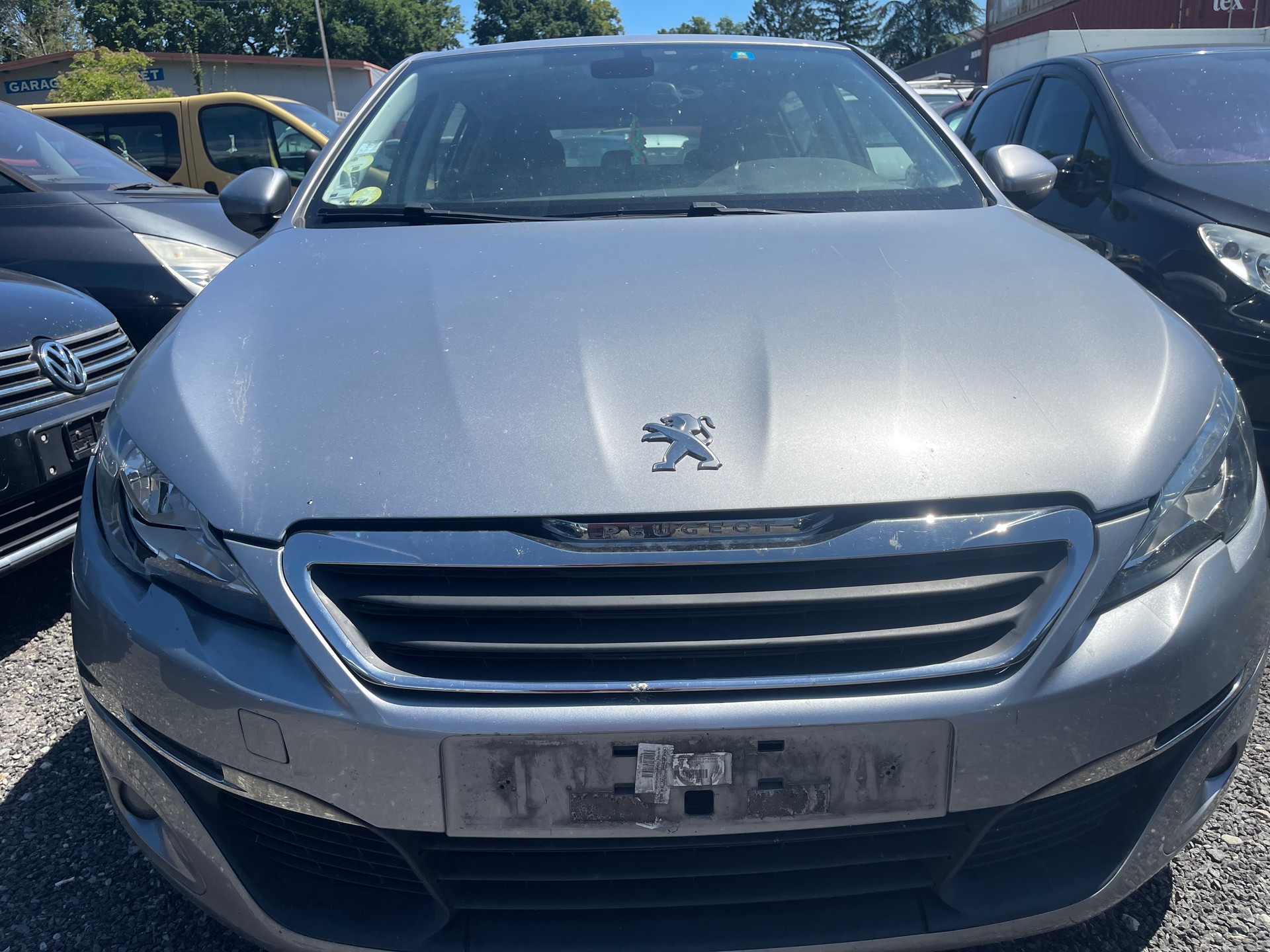 PEUGEOT Limousine