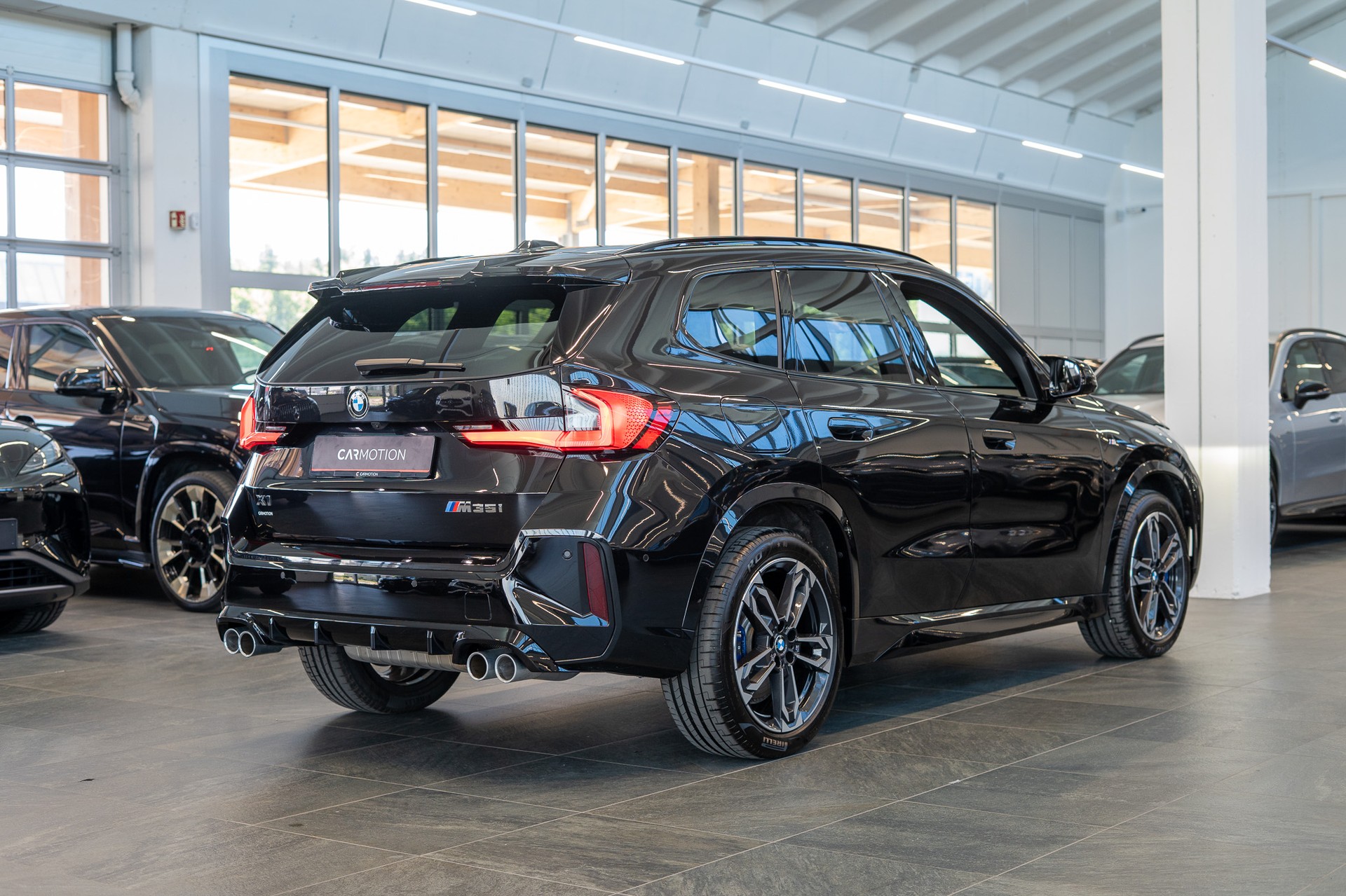 BMW X1 M35i M Sport Pro / 360°Kamera / HeadUp / Harman/Kardon-image-4