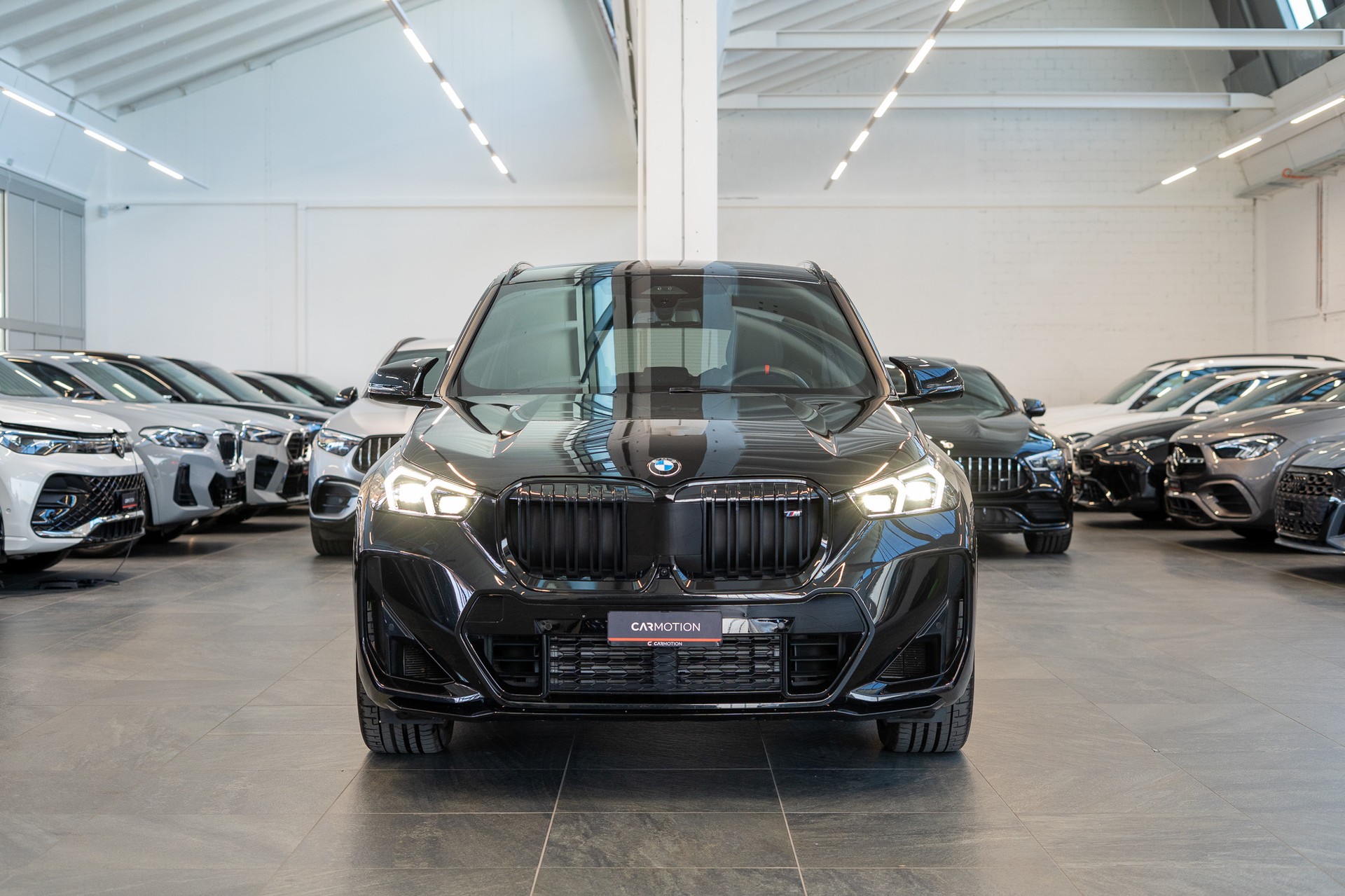 BMW X1 M35i M Sport Pro / 360°Kamera / HeadUp / Harman/Kardon-showroom-element-1