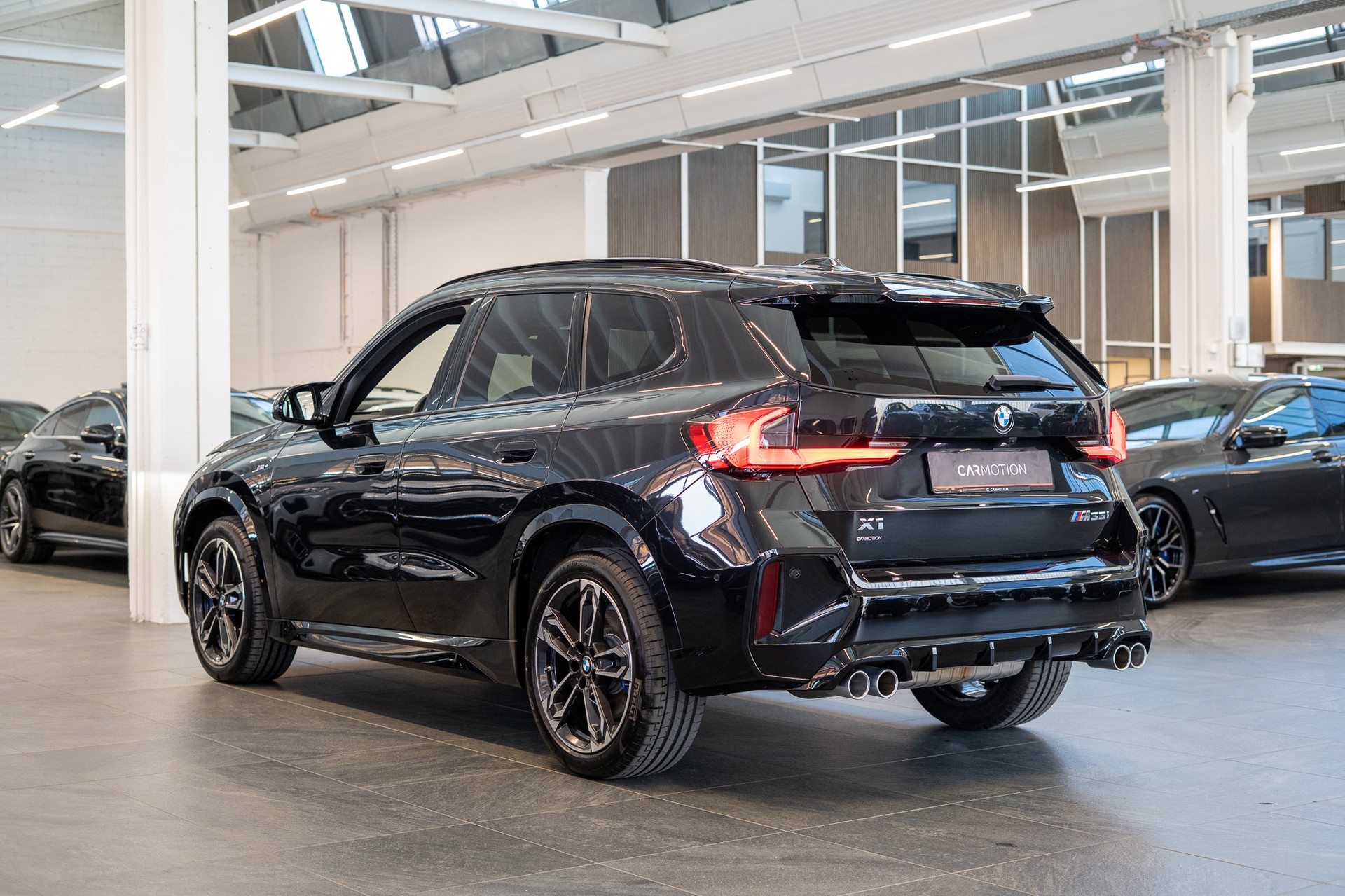 BMW X1 M35i M Sport Pro / 360°Kamera / HeadUp / Harman/Kardon-showroom-element-3
